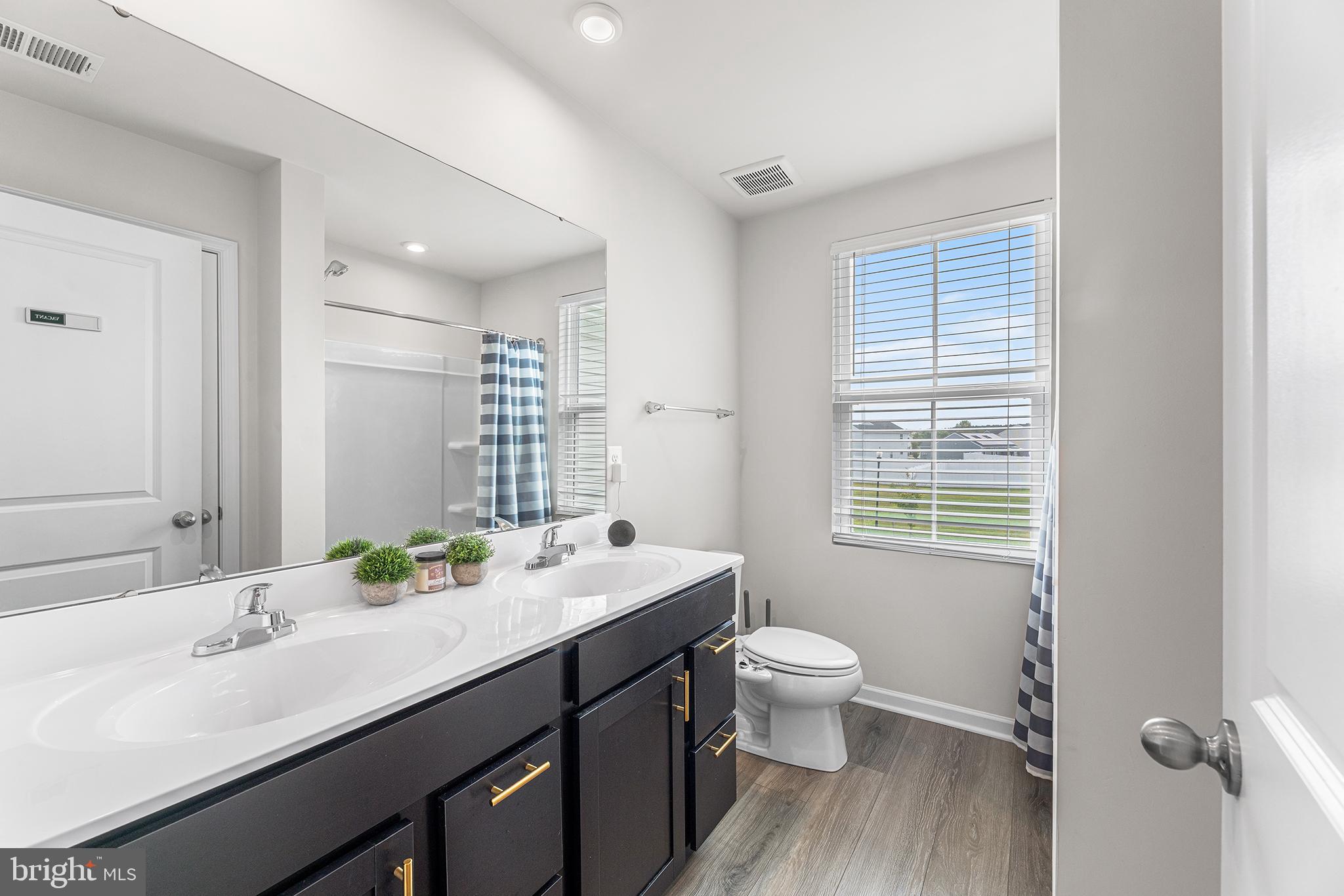 HERON POINT - Residential