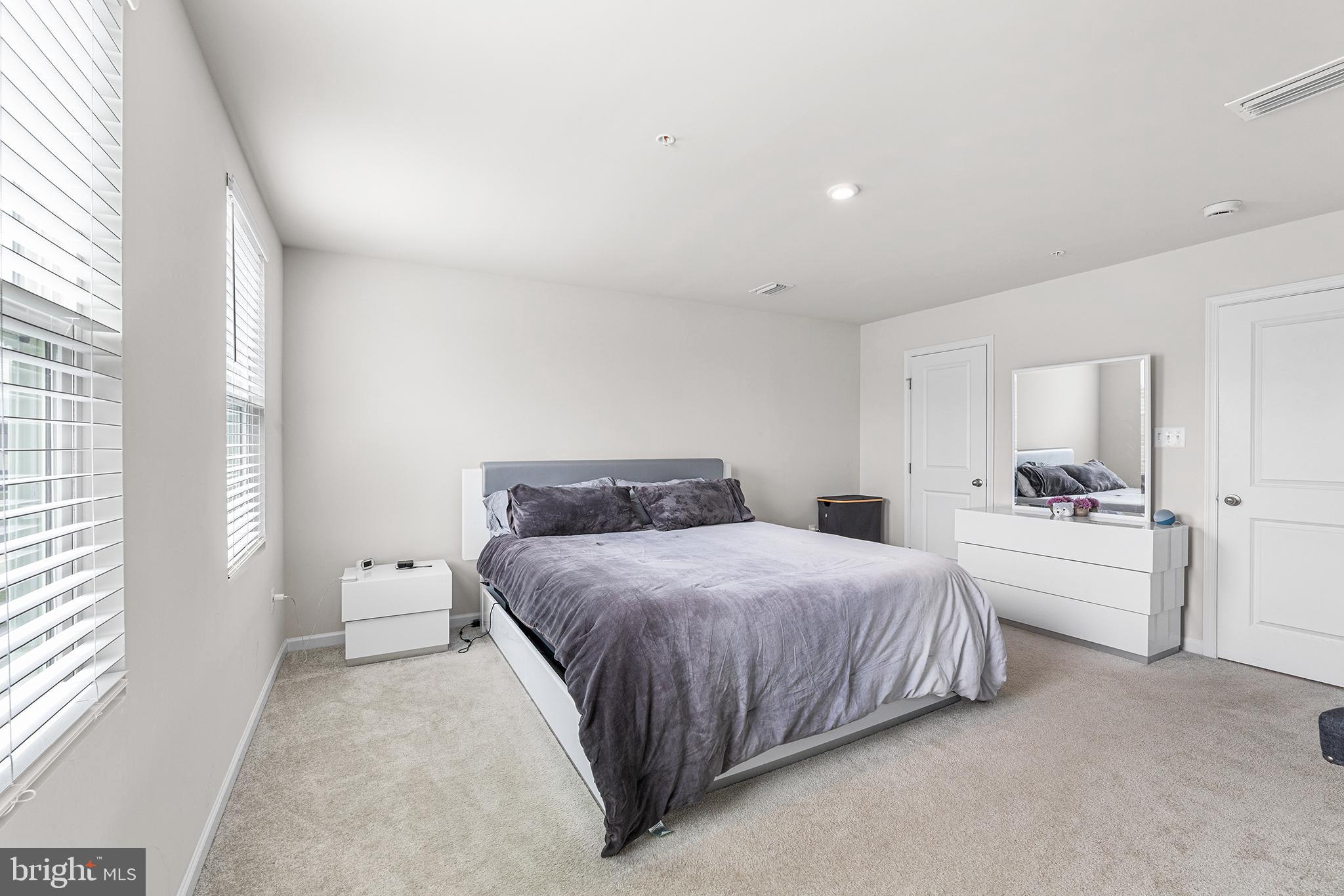 HERON POINT - Residential