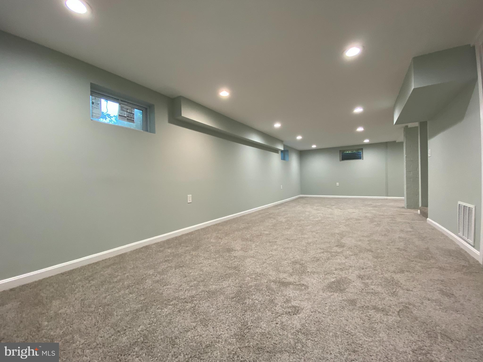 KENSINGTON TERRACE - Residential Lease