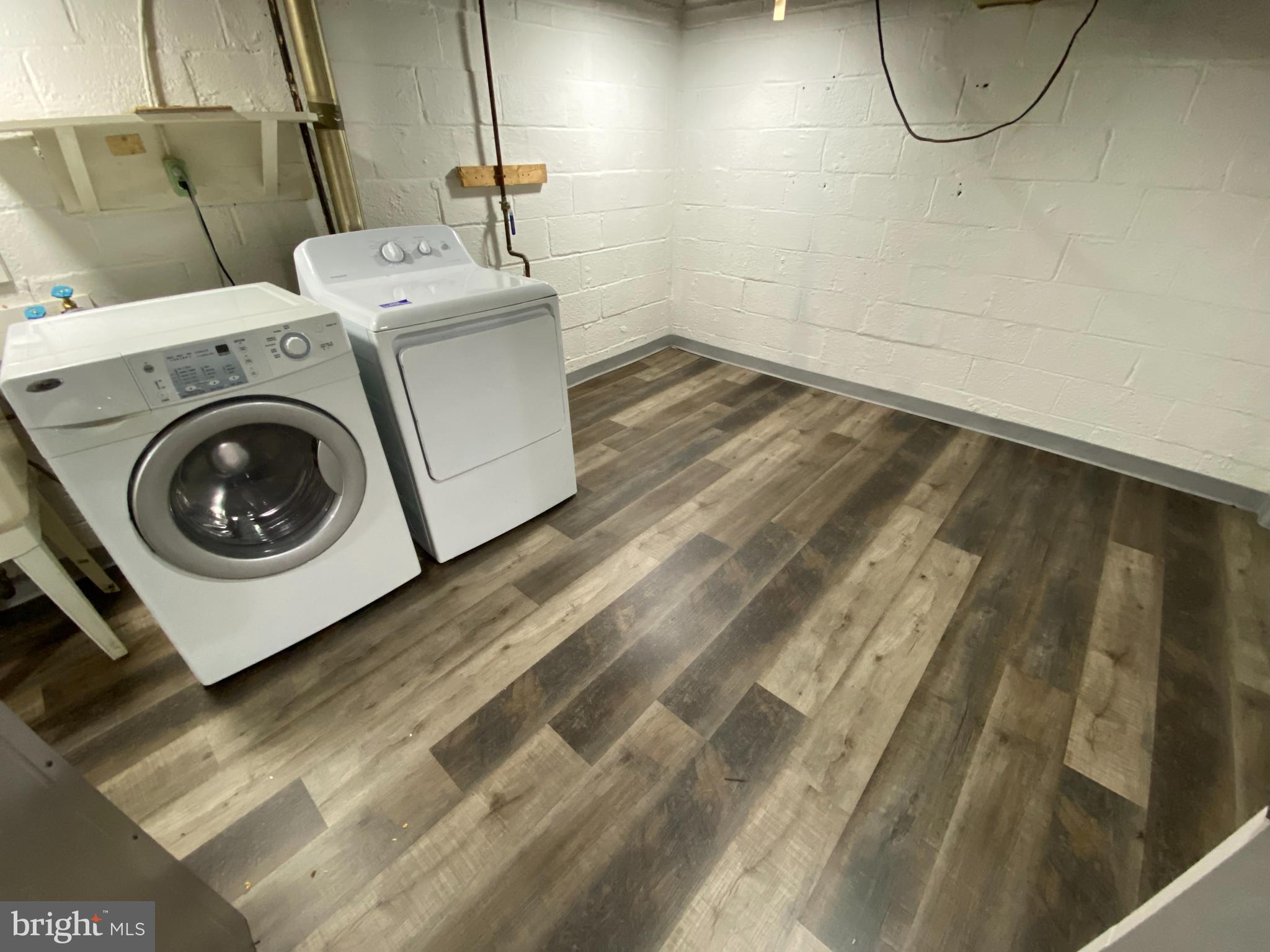 KENSINGTON TERRACE - Residential Lease