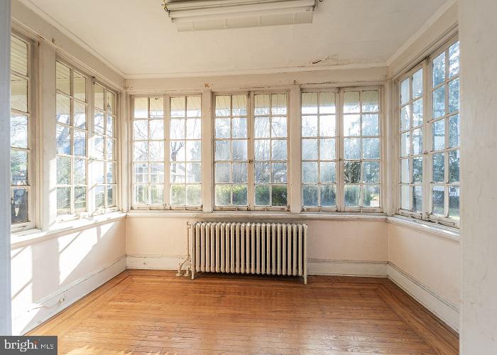 PIKESVILLE - Residential