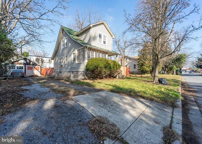 PIKESVILLE - Residential