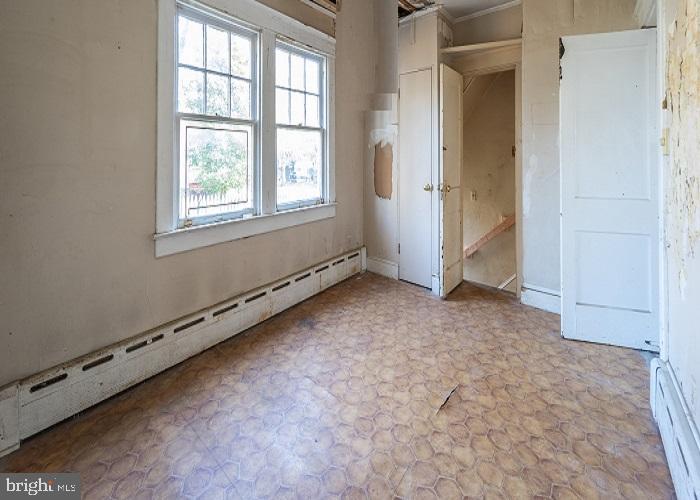 PIKESVILLE - Residential