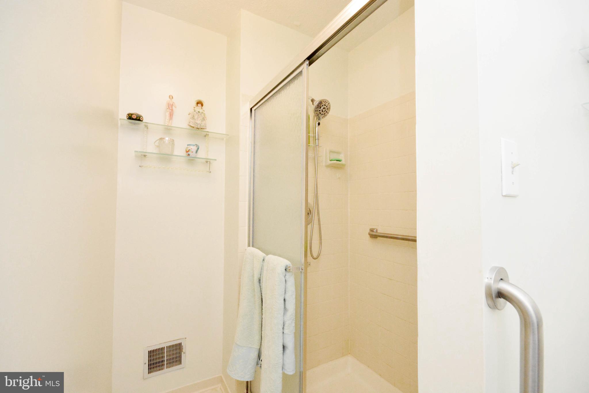 HERITAGE HARBOUR - Residential