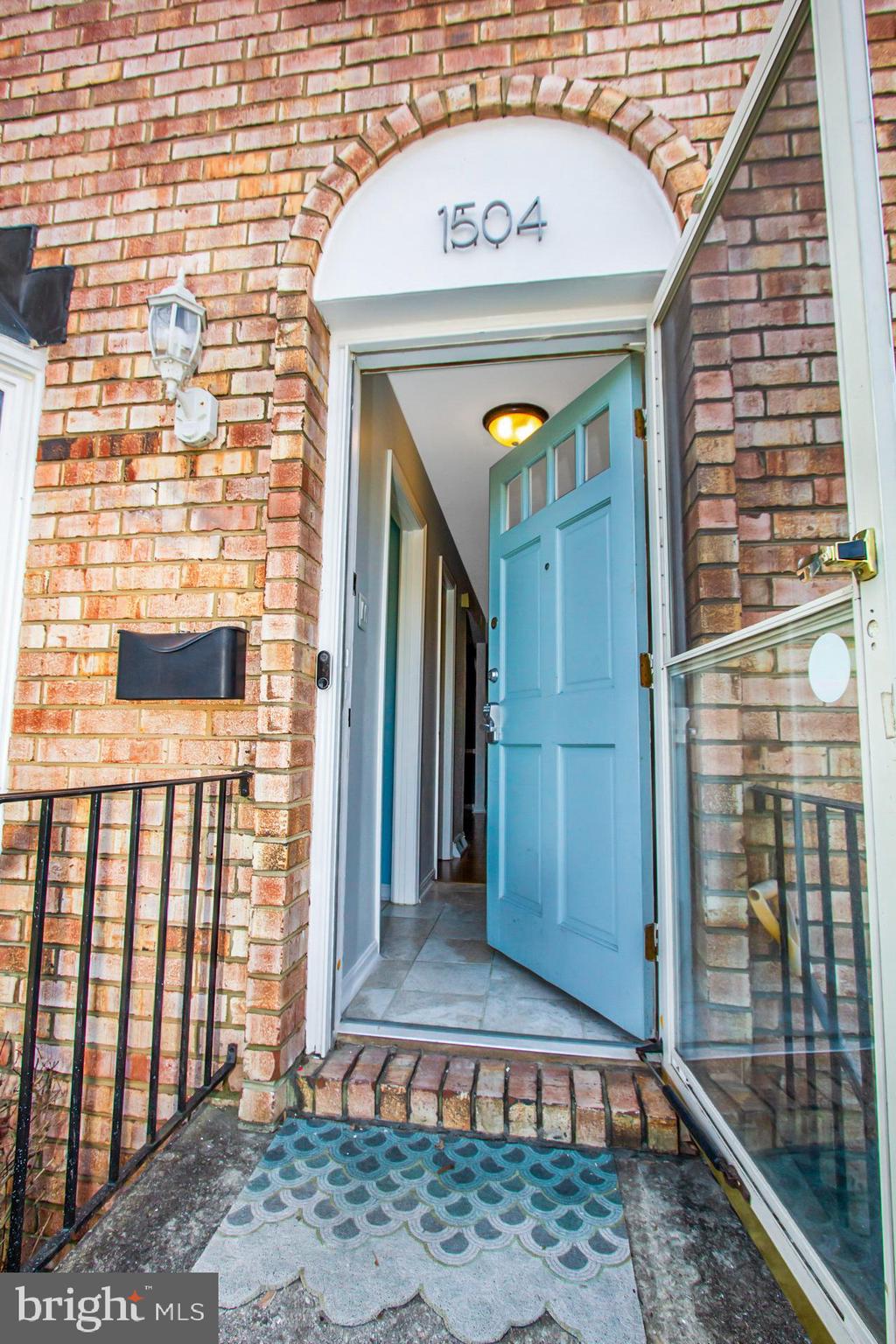 LAKE LOUISE - Residential