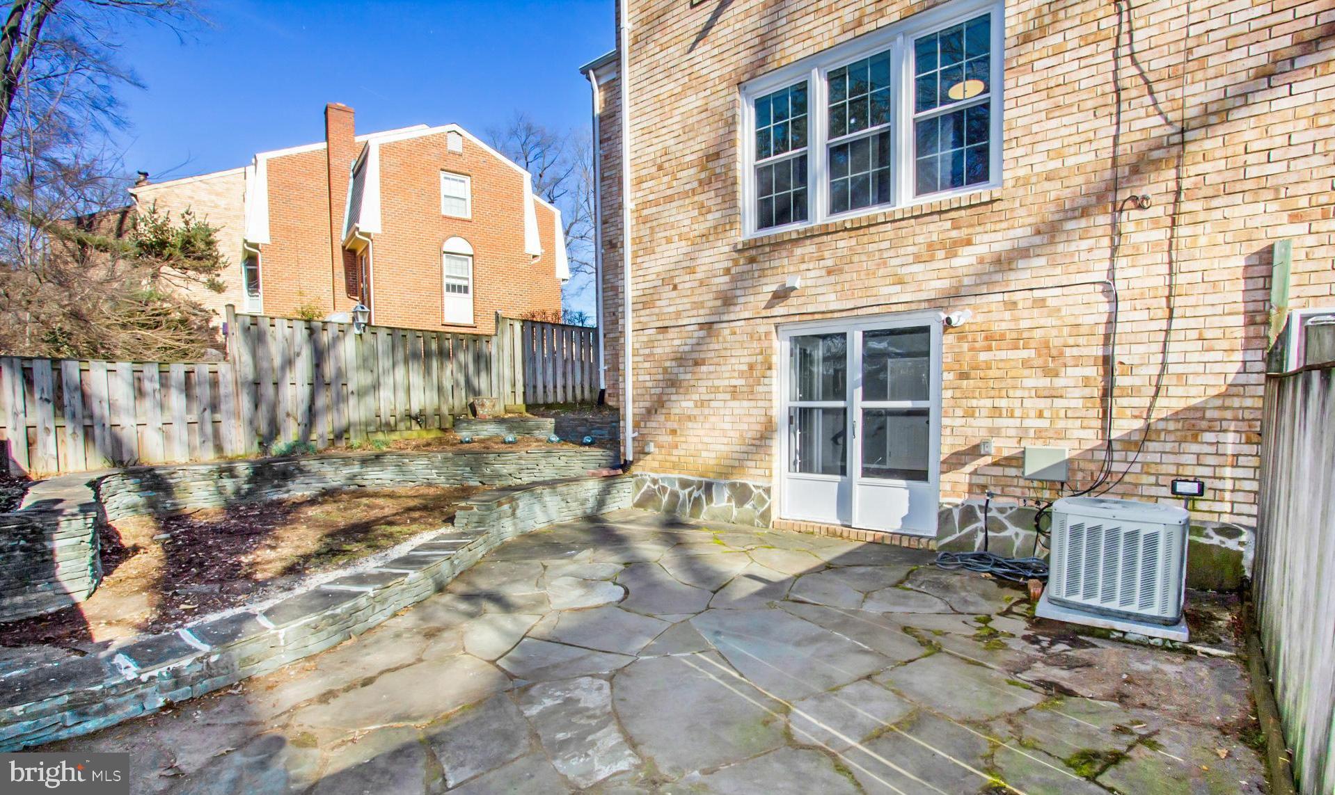 LAKE LOUISE - Residential