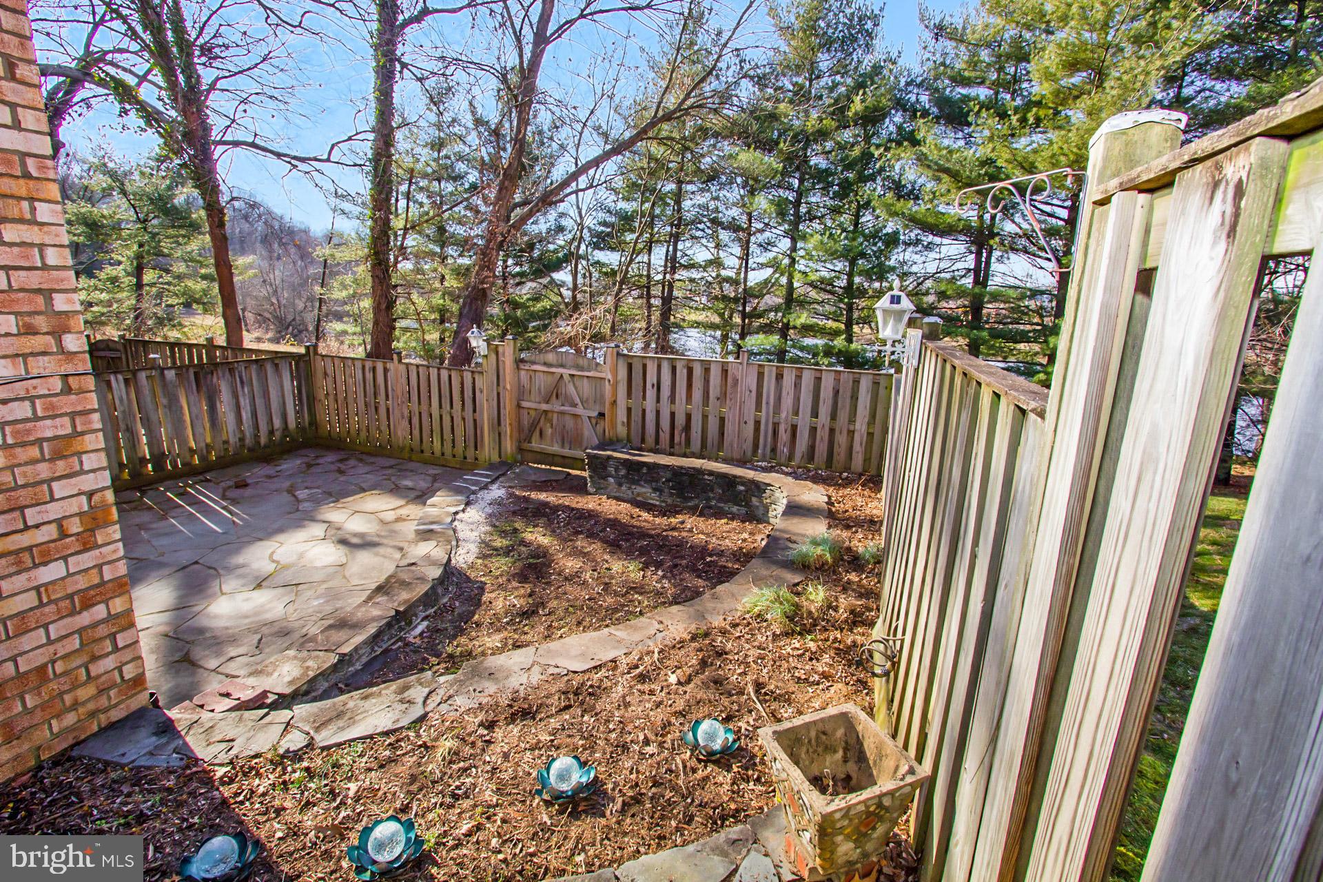 LAKE LOUISE - Residential