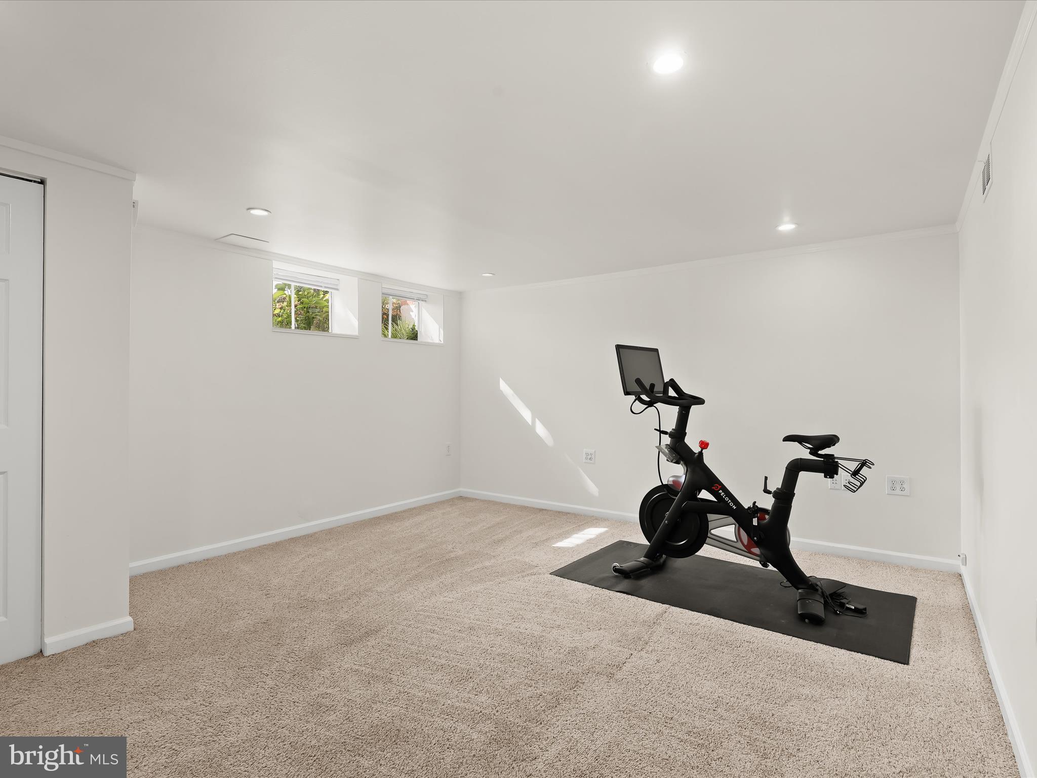 ACADEMY HEIGHTS - Residential