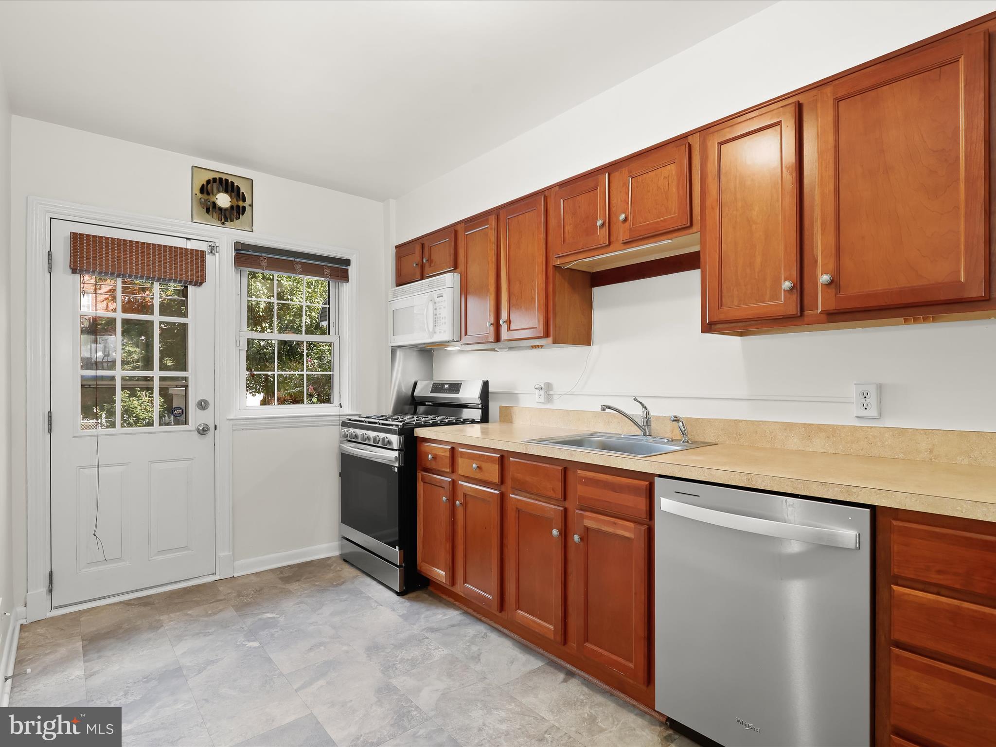 ACADEMY HEIGHTS - Residential