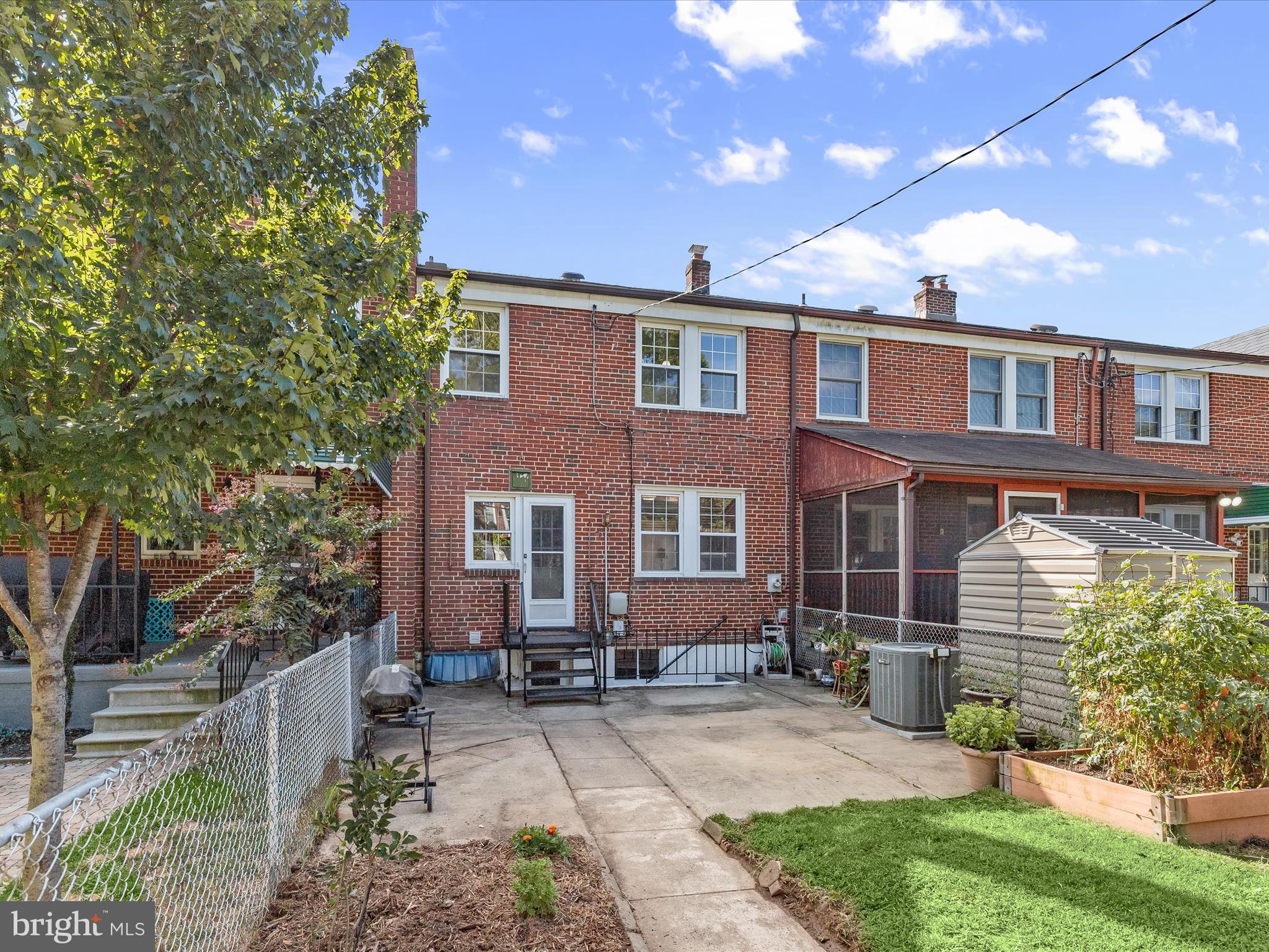 ACADEMY HEIGHTS - Residential