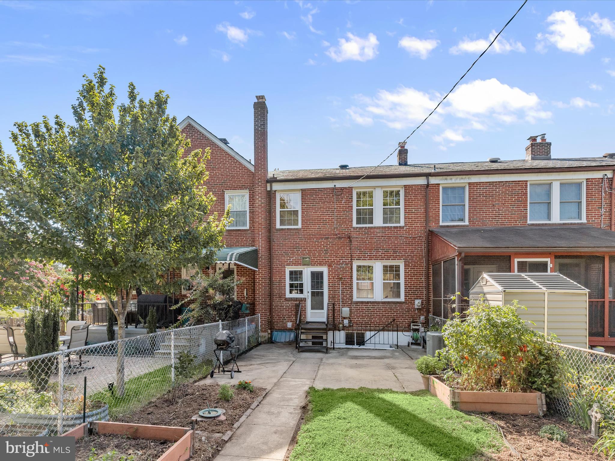 ACADEMY HEIGHTS - Residential