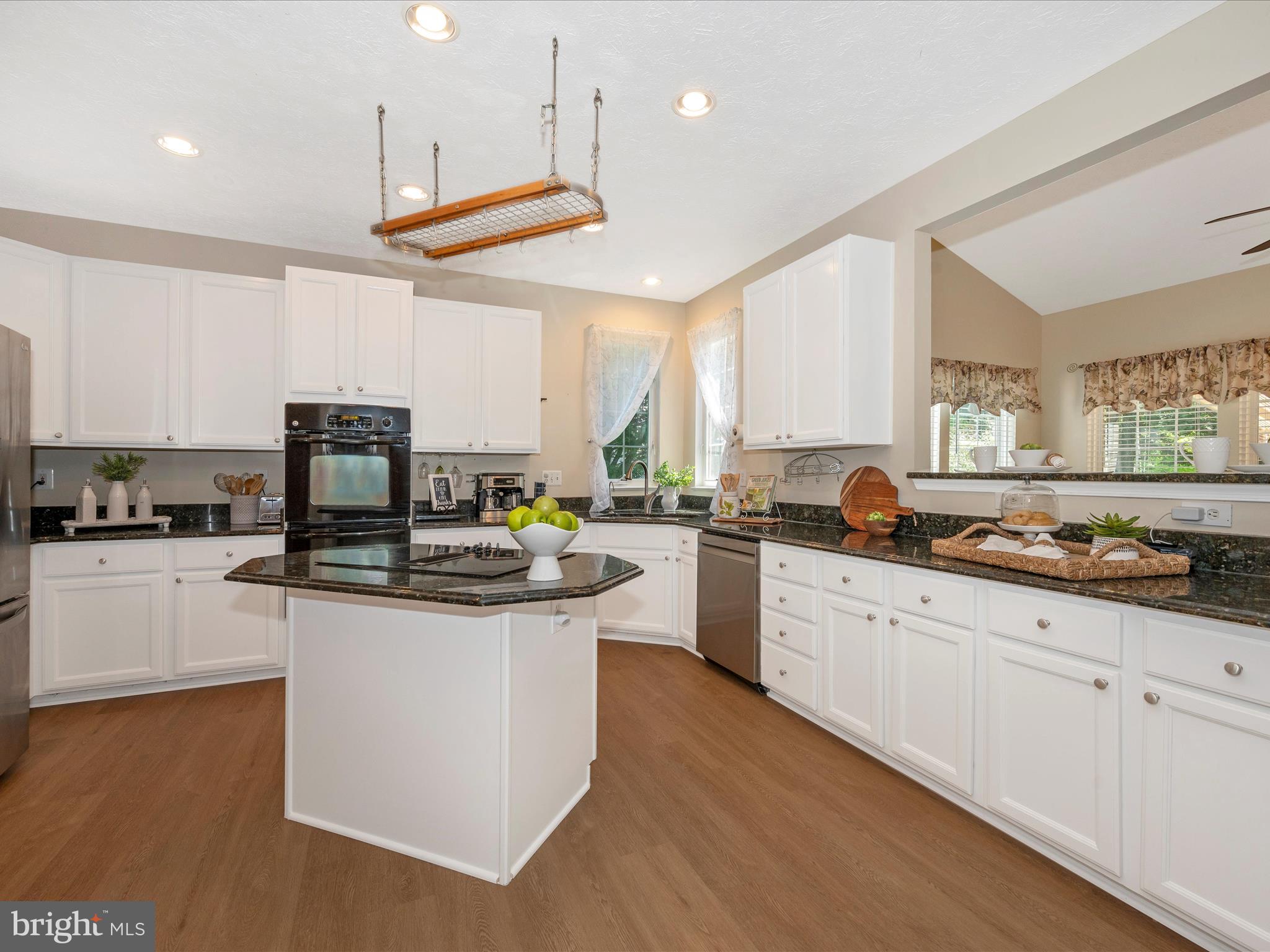 SPRING RIDGE - Residential