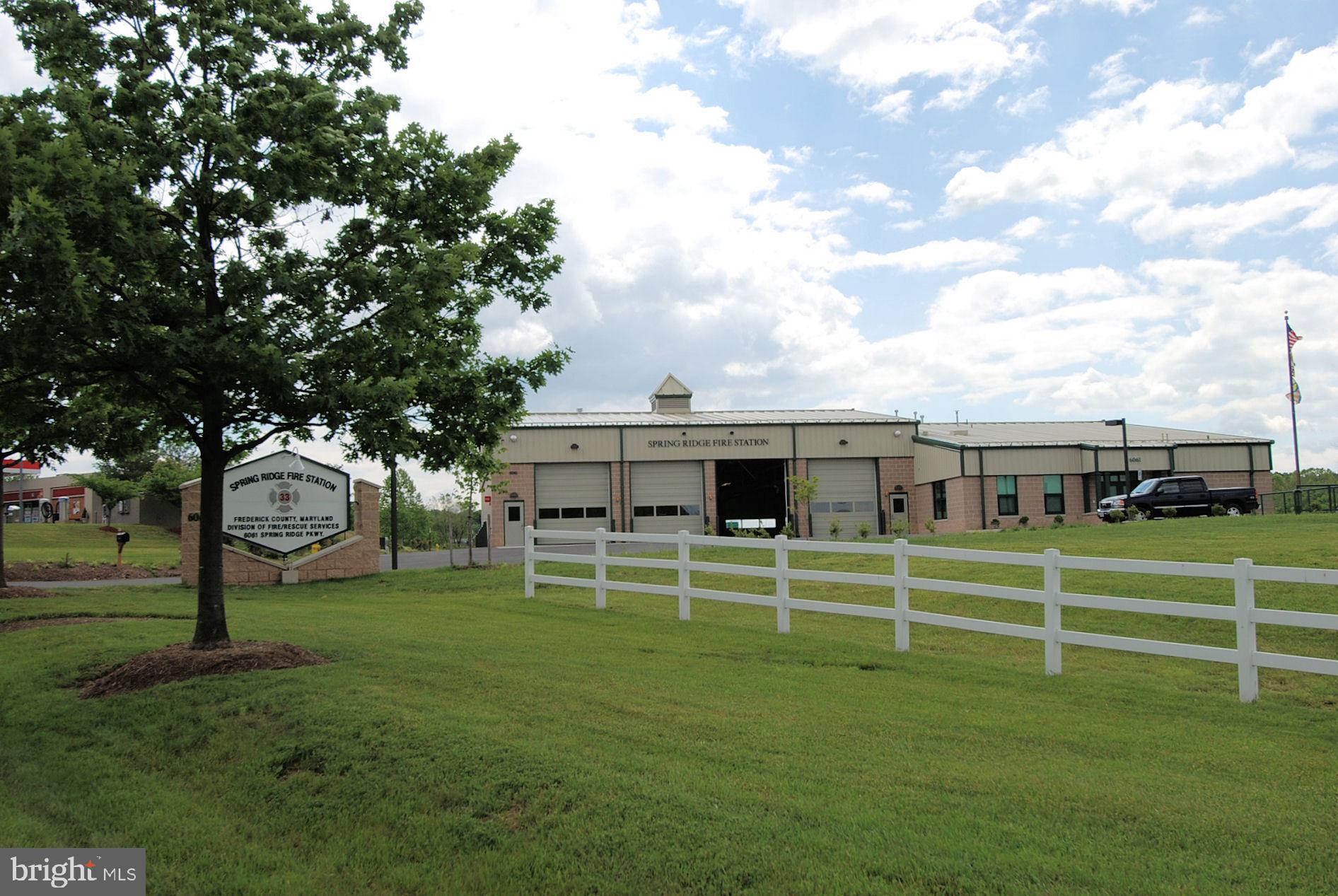 SPRING RIDGE - Residential