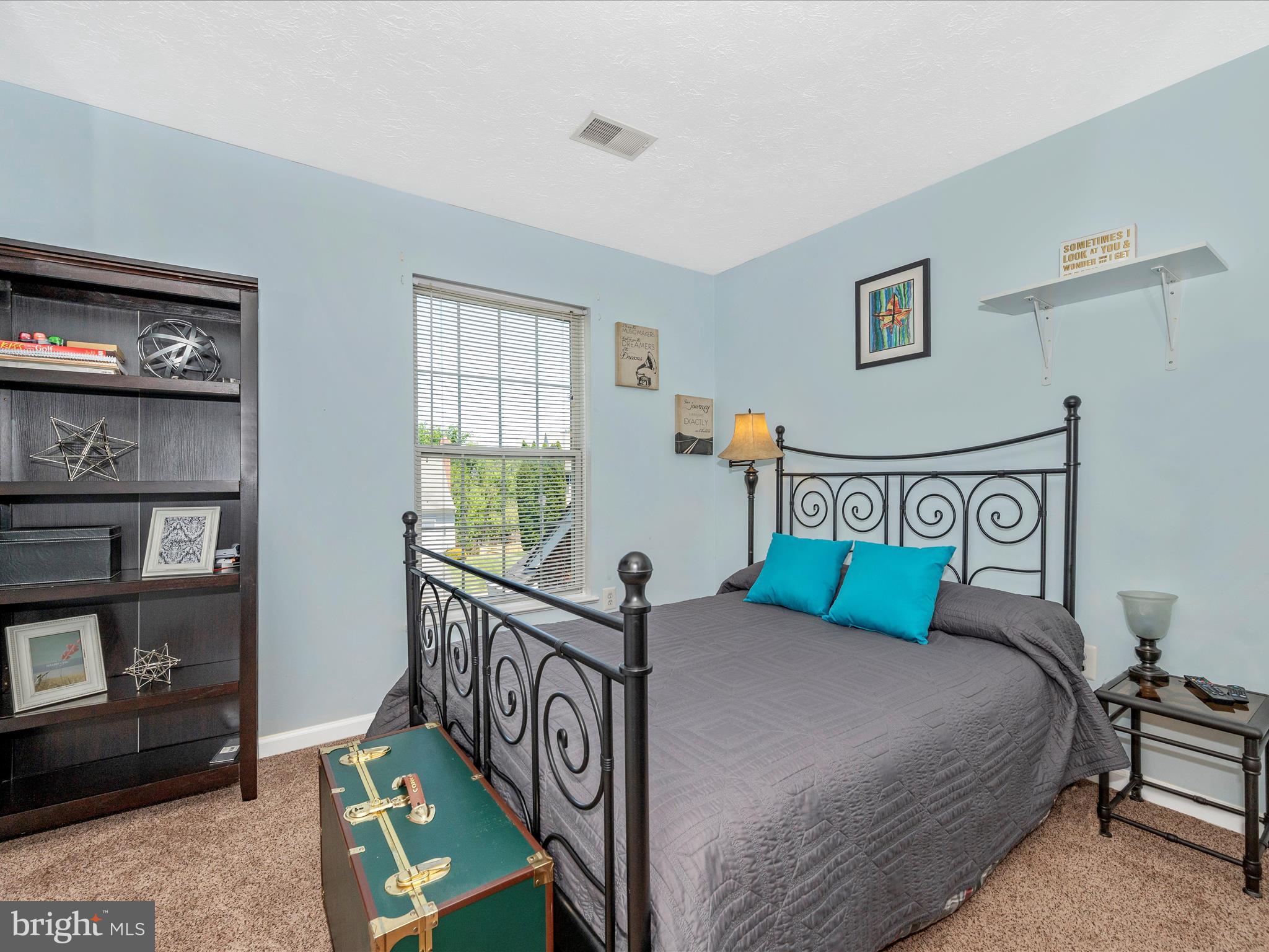 SPRING RIDGE - Residential