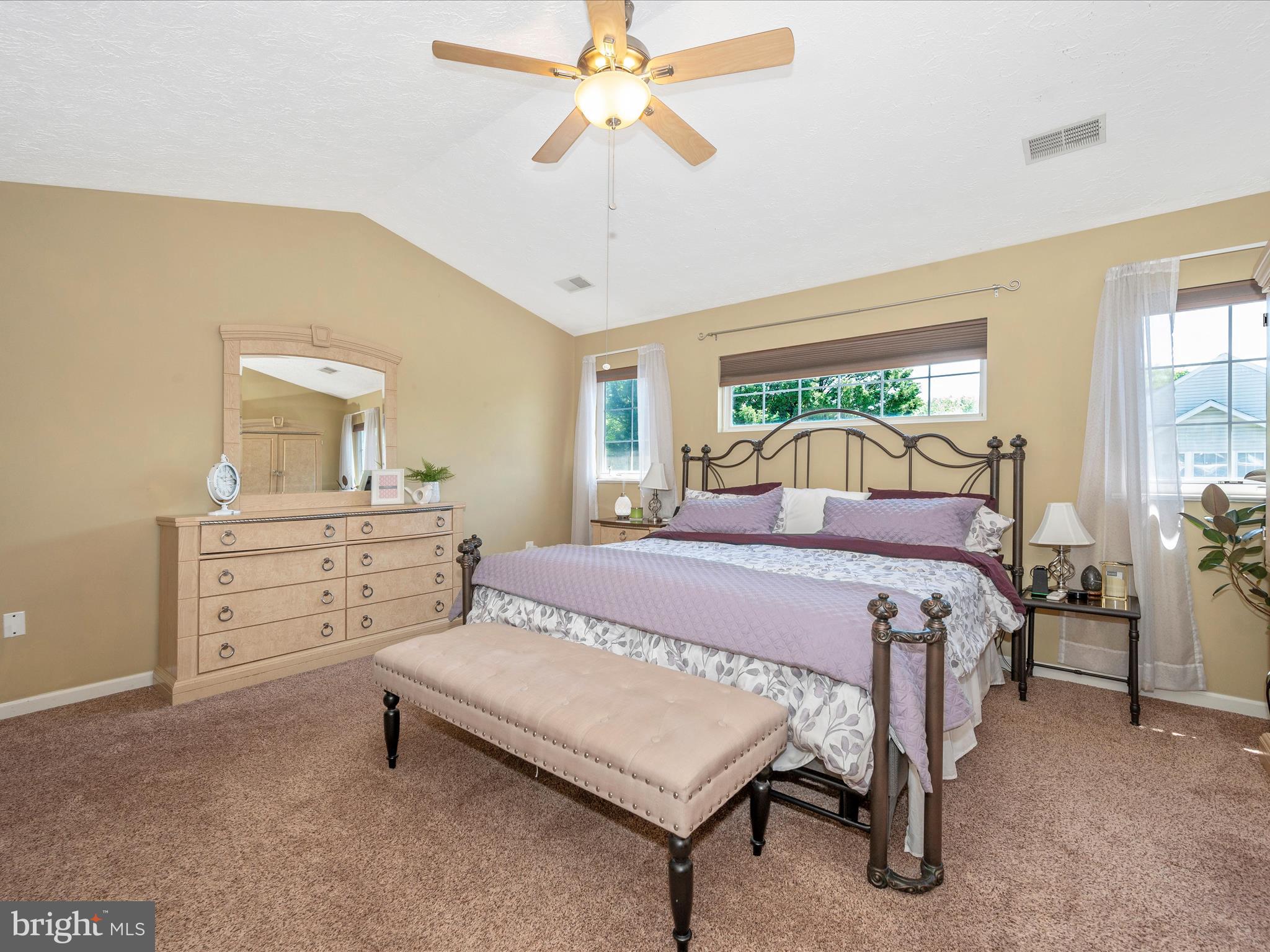 SPRING RIDGE - Residential