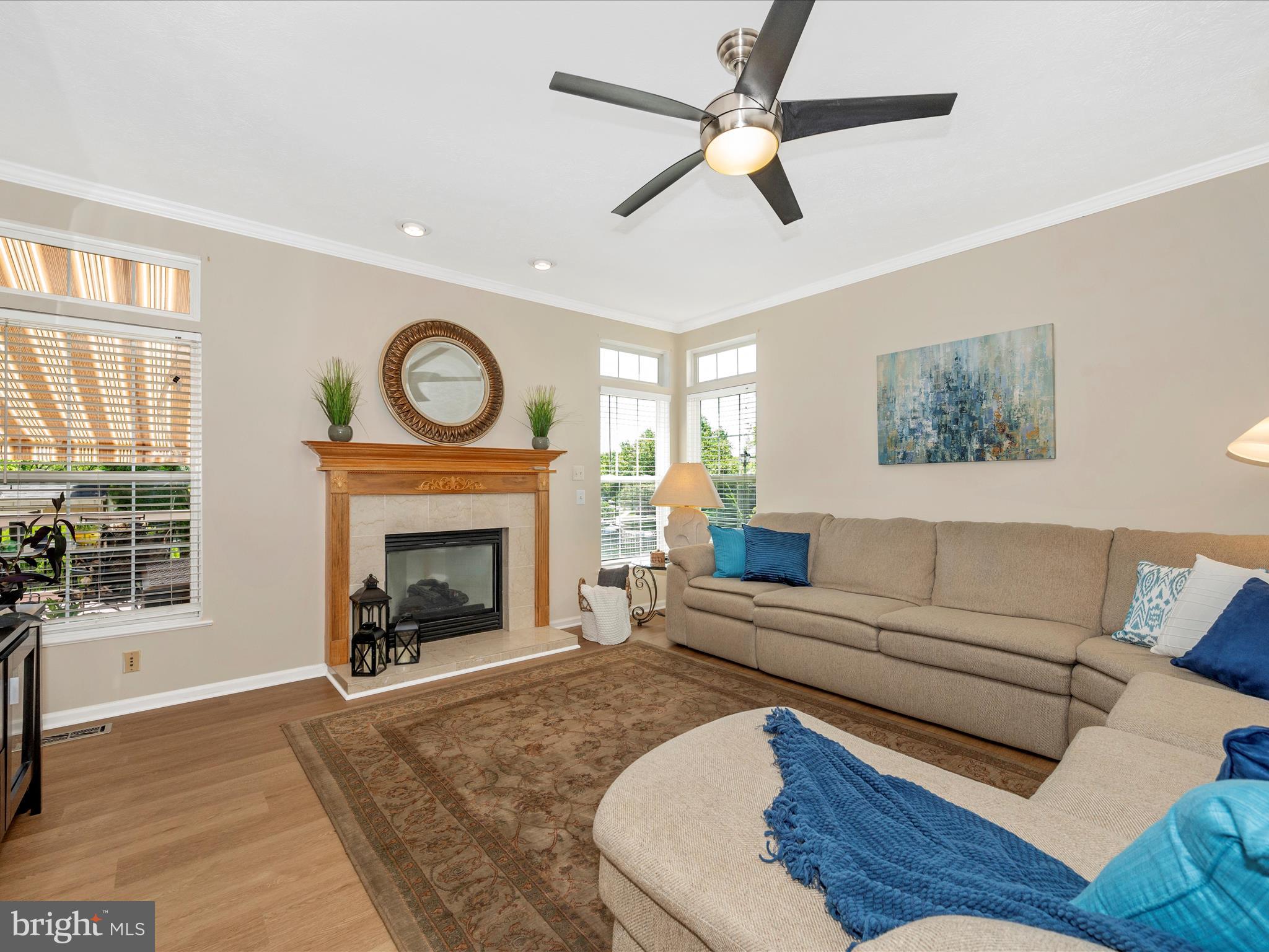 SPRING RIDGE - Residential