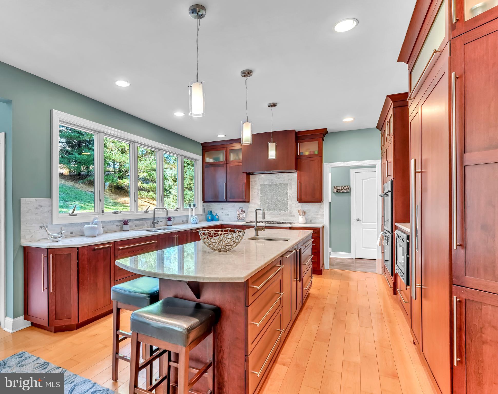 ROSE TREE ESTS - Residential