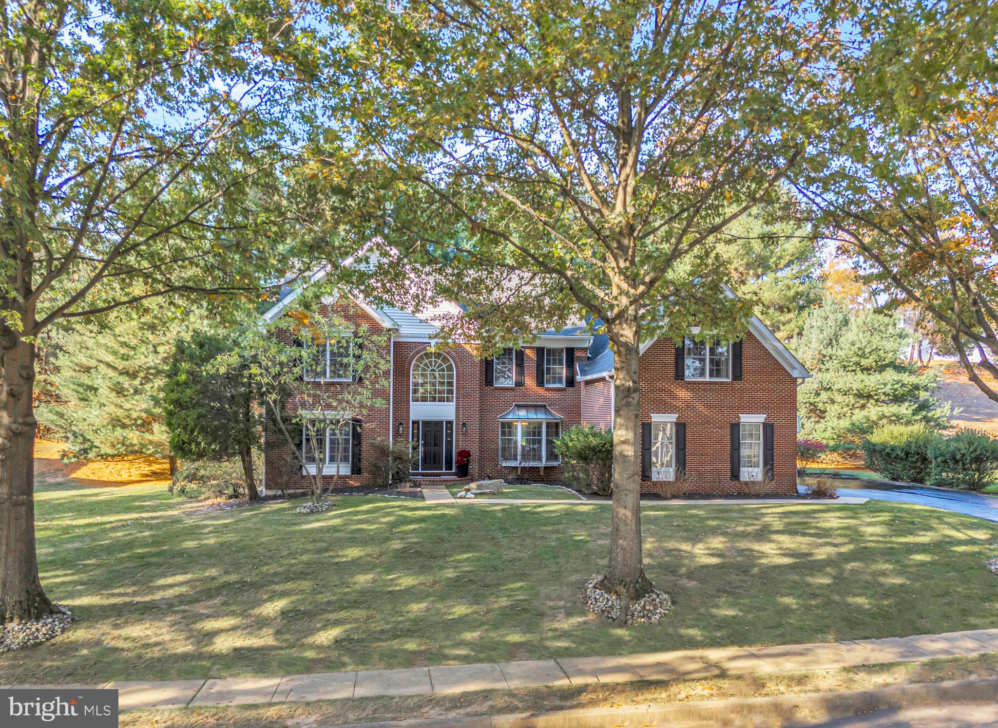 ROSE TREE ESTS - Residential