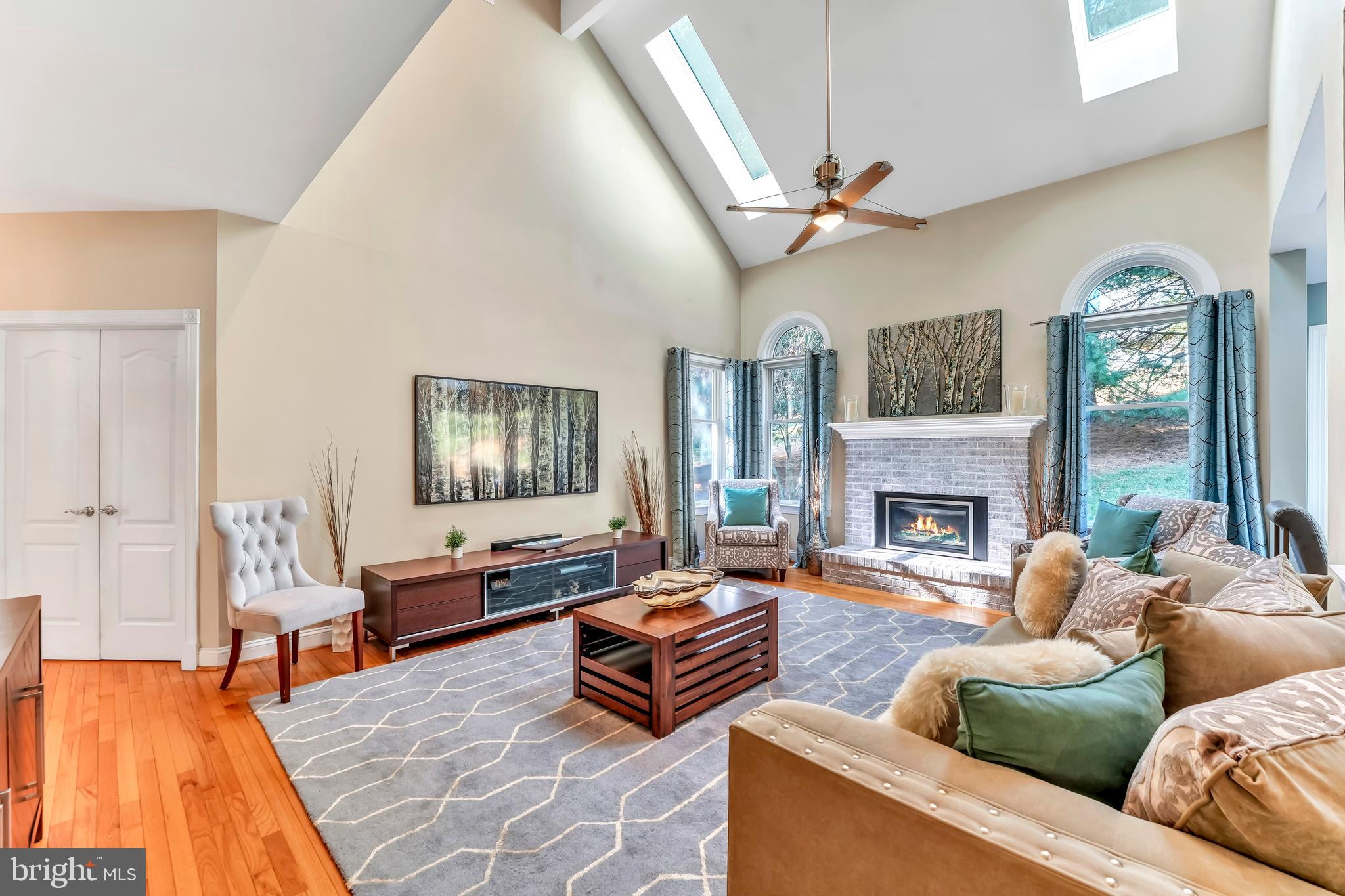 ROSE TREE ESTS - Residential