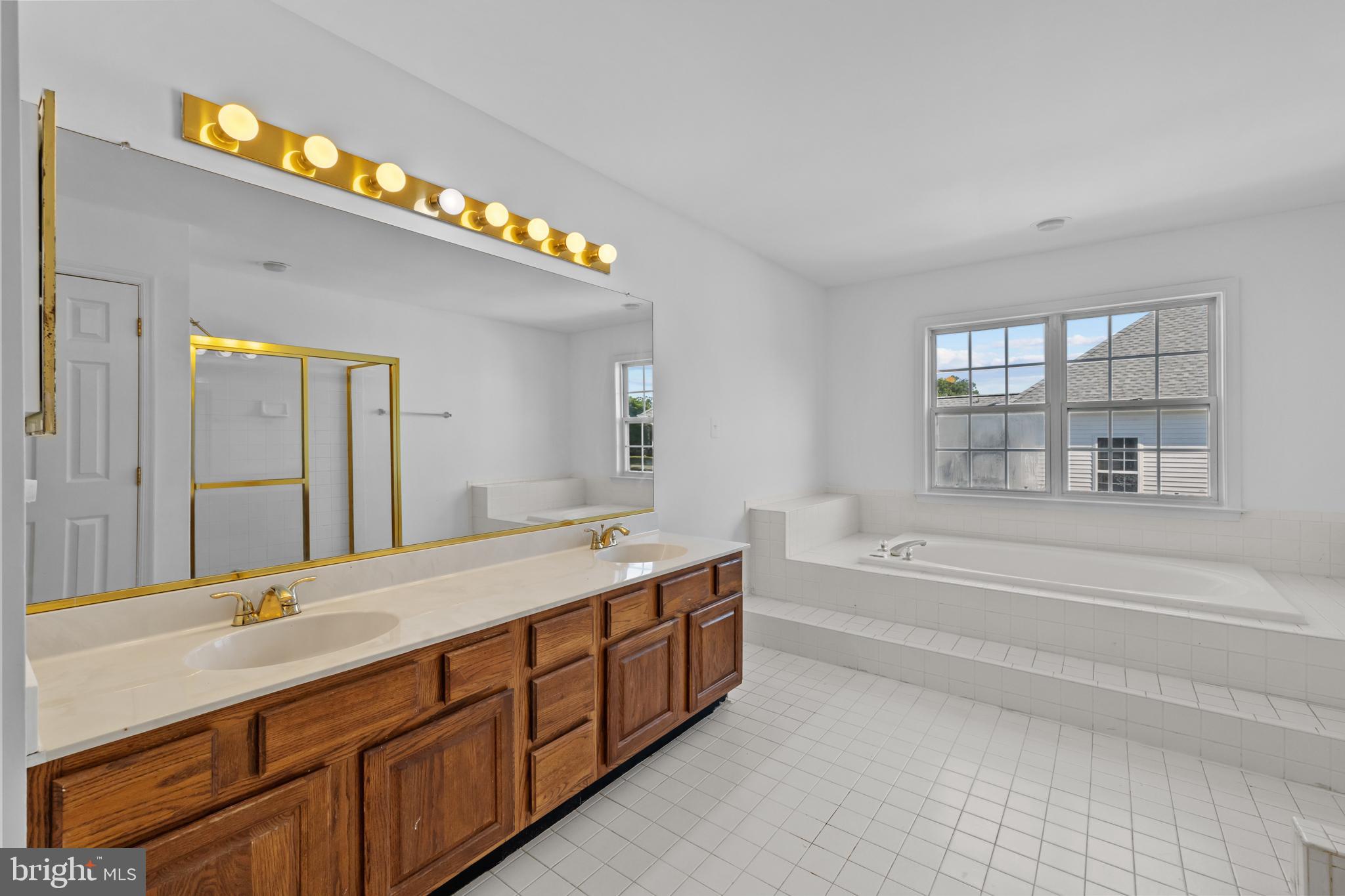 SYCAMORE RIDGE - Residential