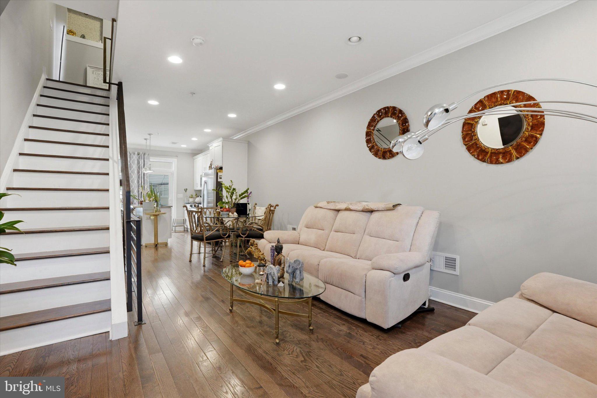 FRANCISVILLE - Residential