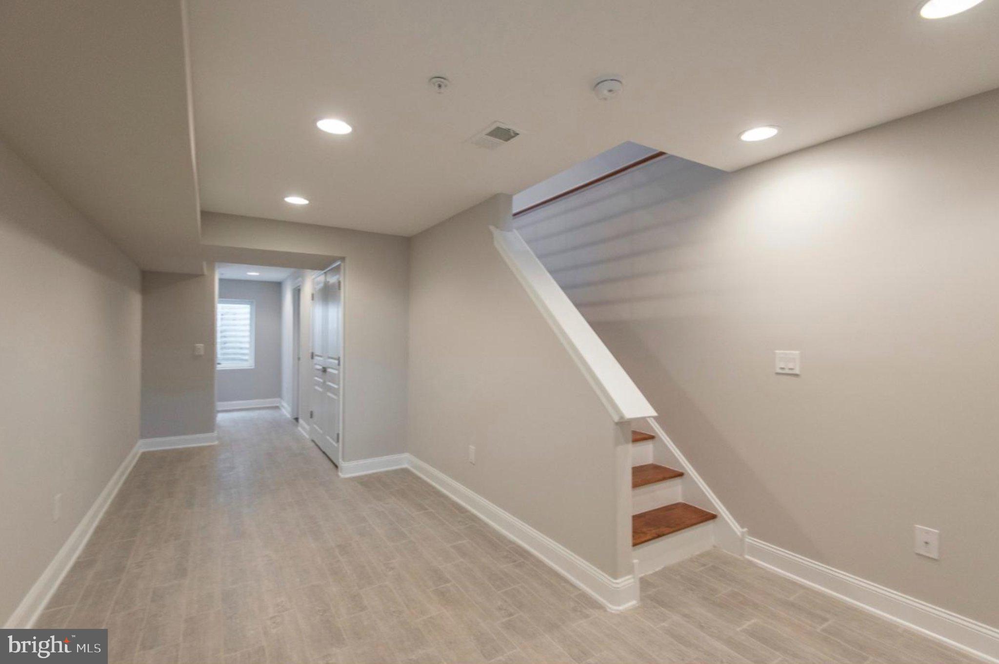 FRANCISVILLE - Residential