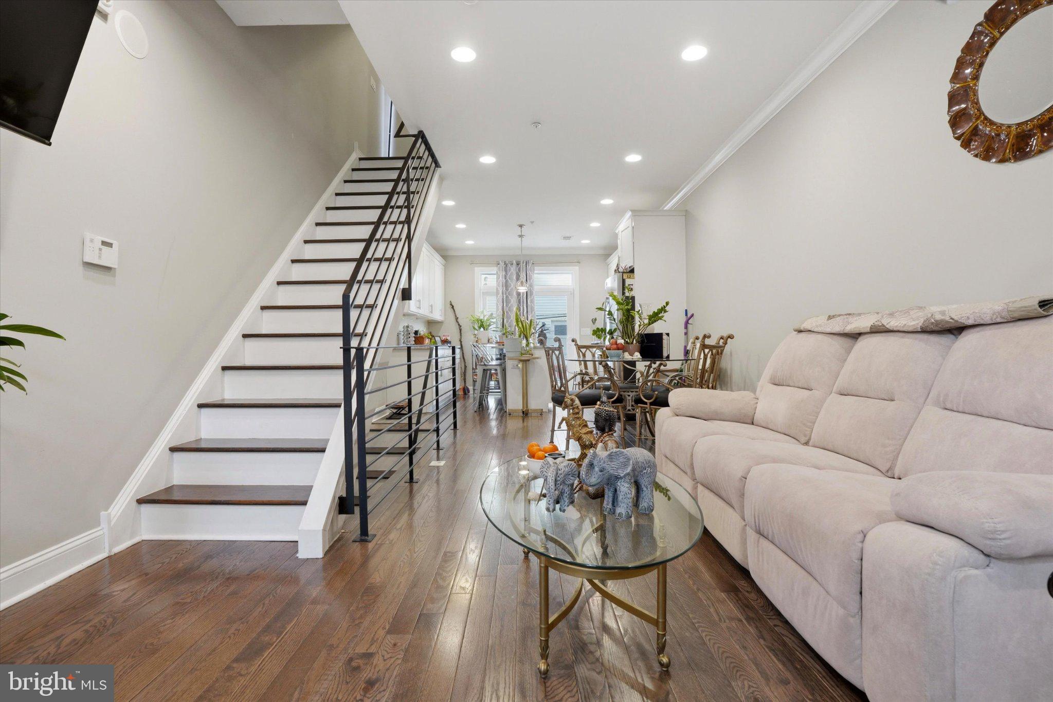 FRANCISVILLE - Residential