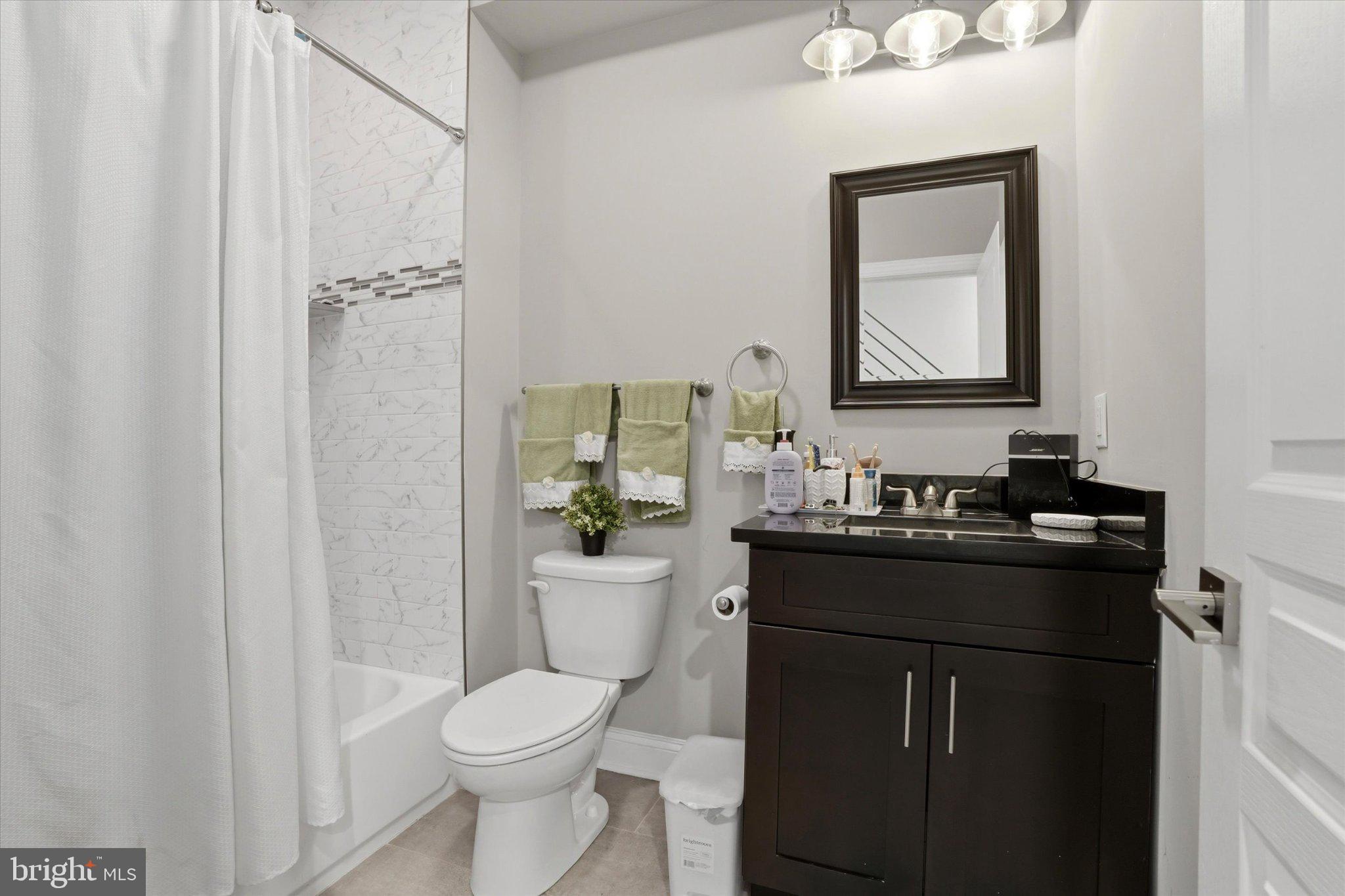 FRANCISVILLE - Residential