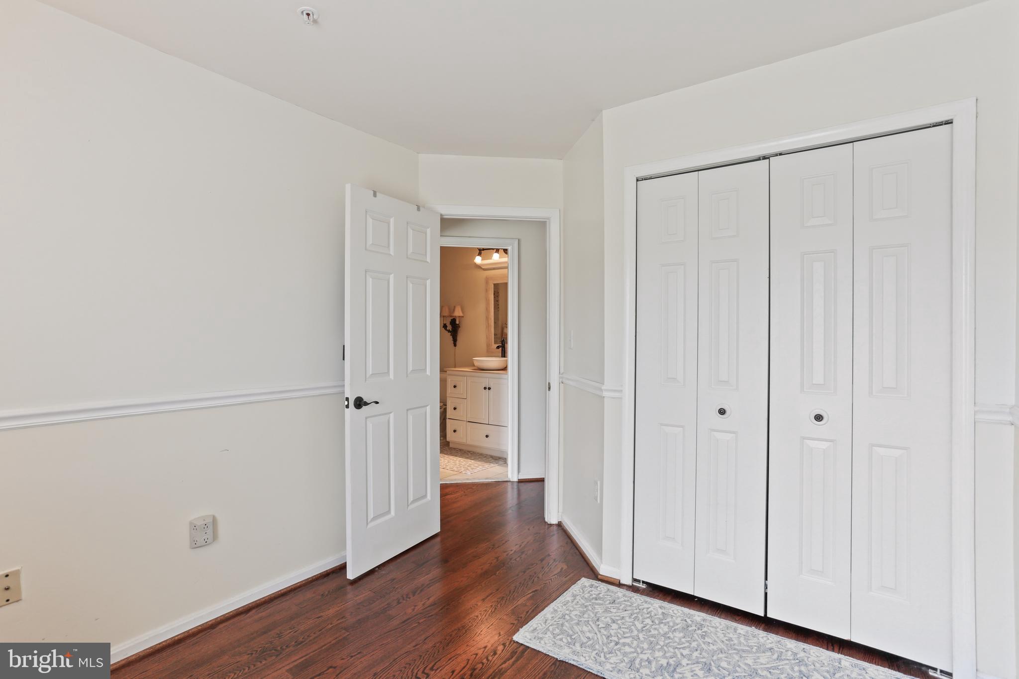 HUNTERS RUN - Residential