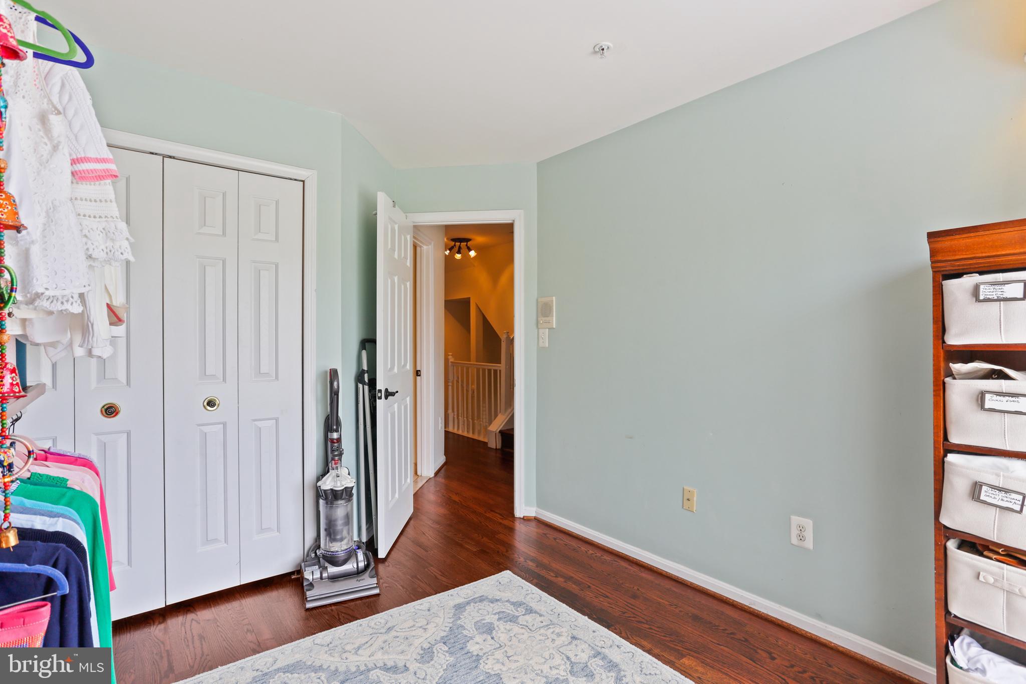 HUNTERS RUN - Residential