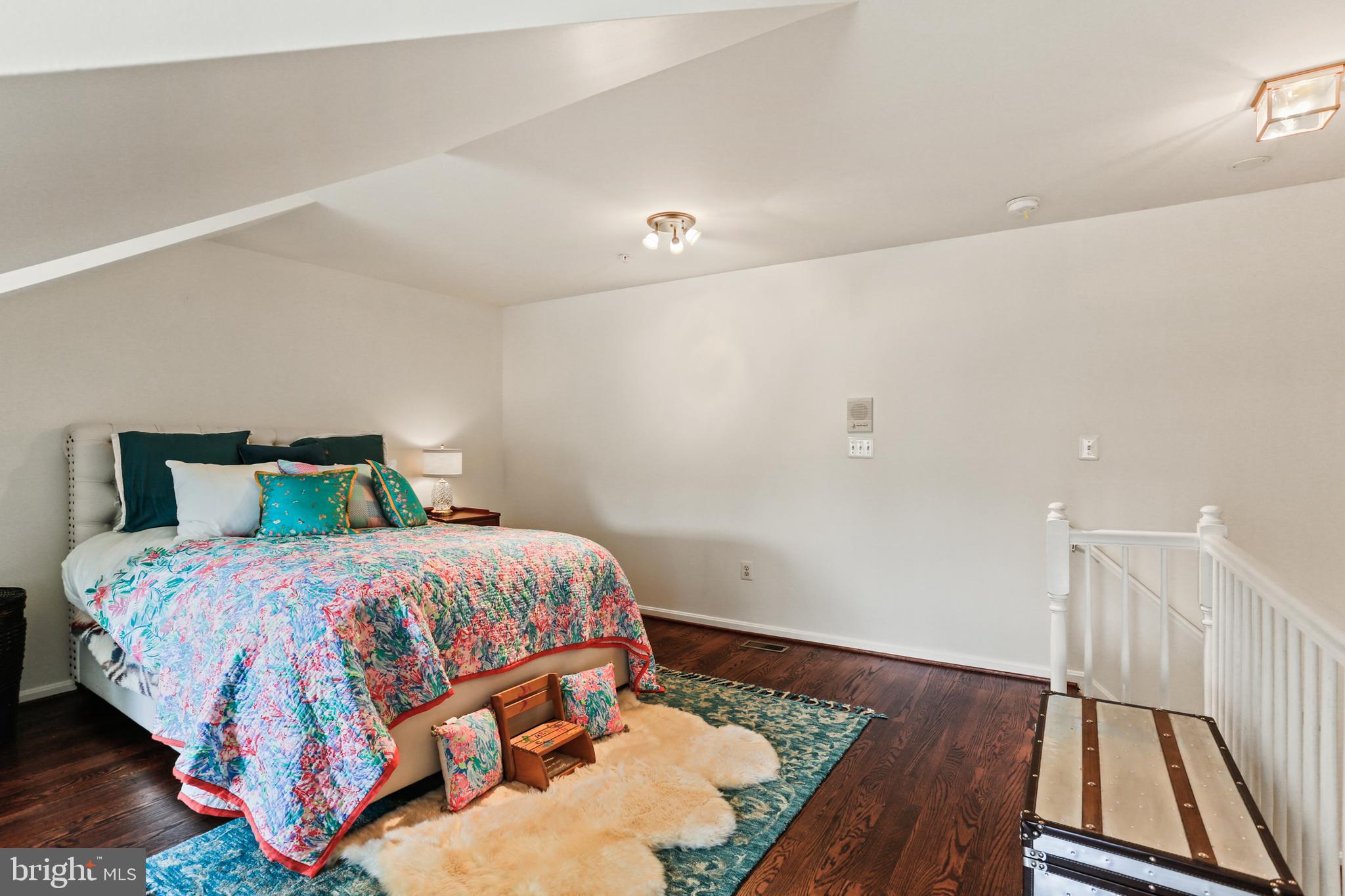 HUNTERS RUN - Residential