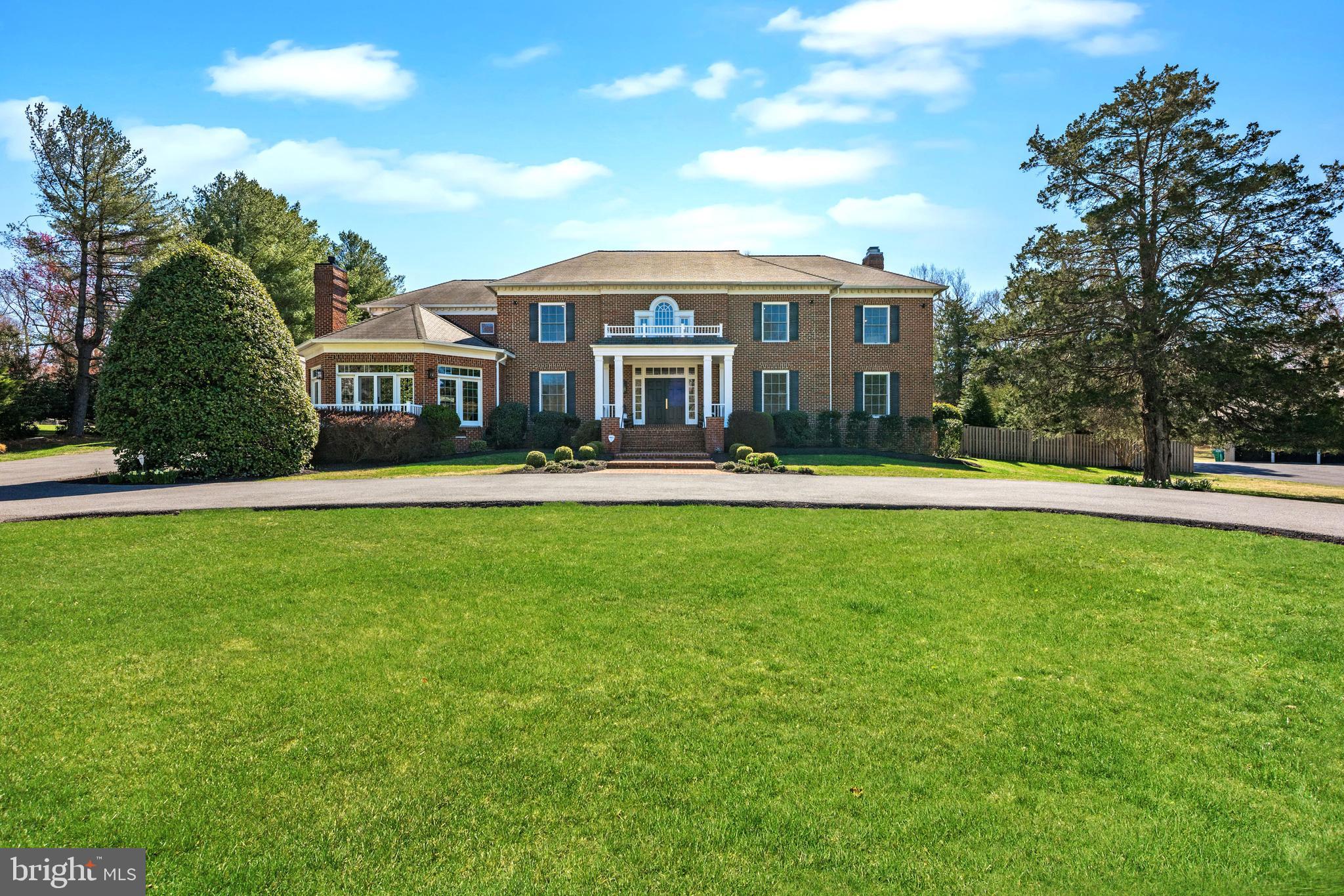 POTOMAC OUTSIDE - Residential