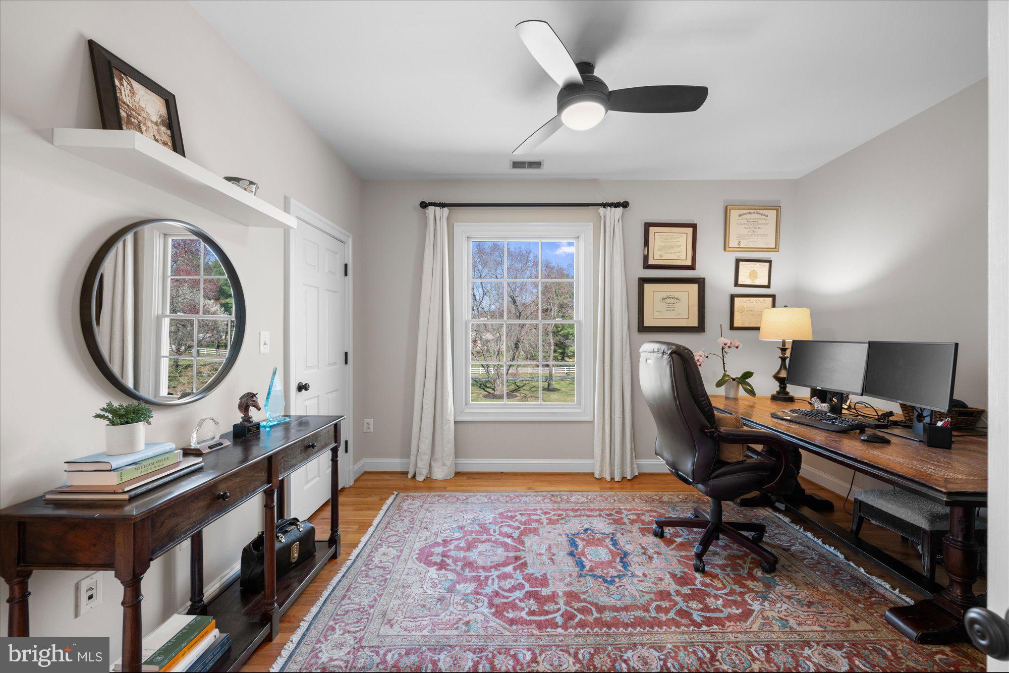 POTOMAC OUTSIDE - Residential