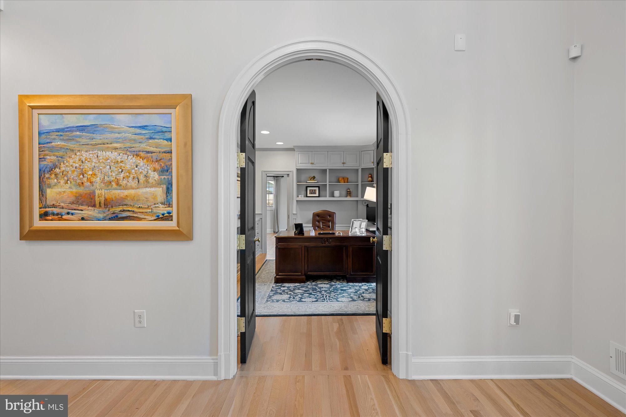 POTOMAC OUTSIDE - Residential