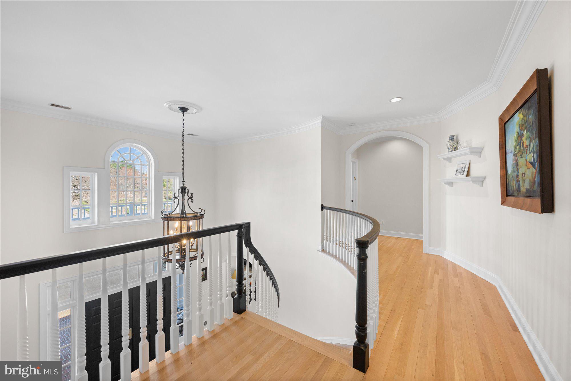 POTOMAC OUTSIDE - Residential