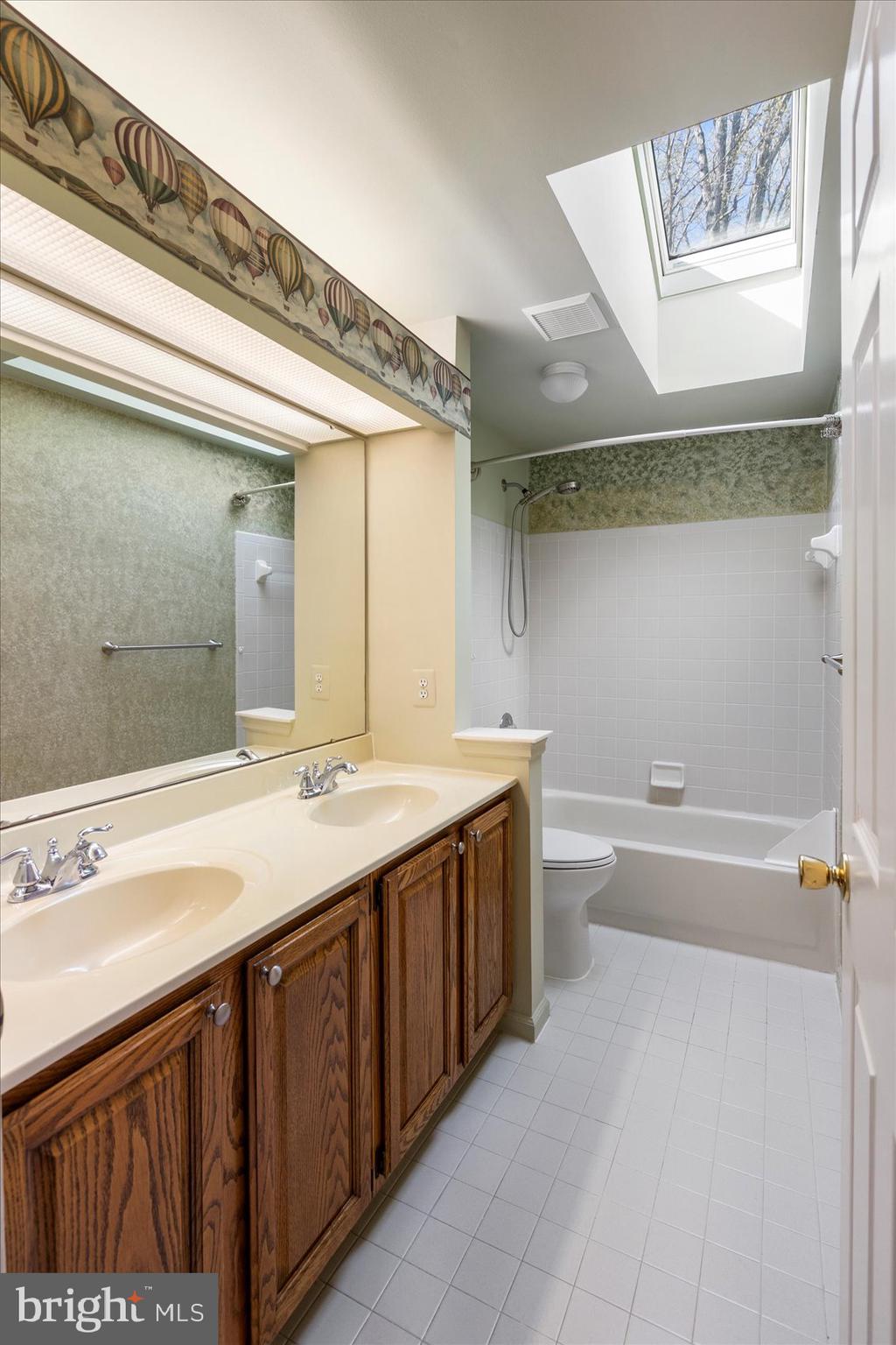 BRITINAY HILL - Residential