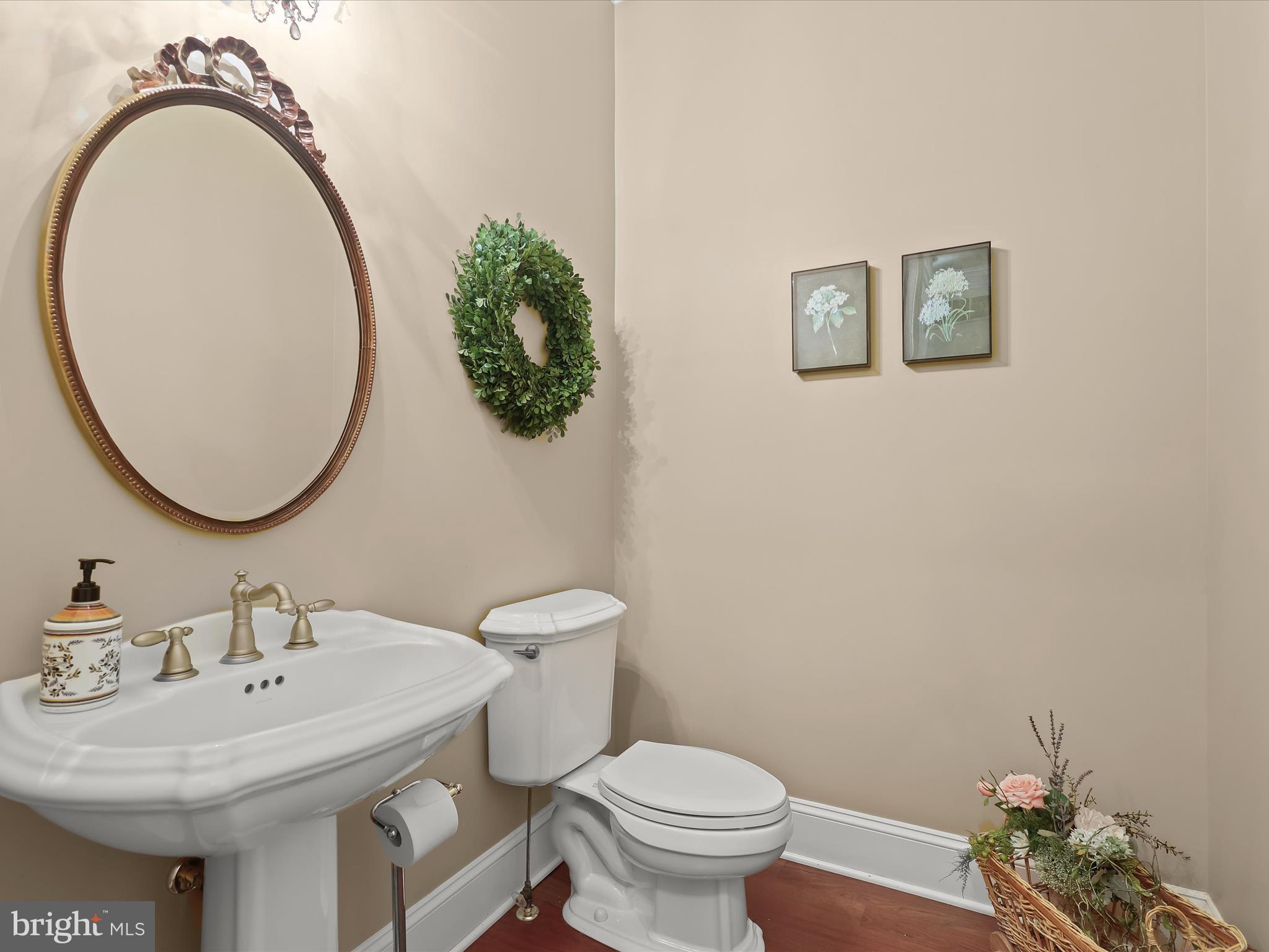 WELLINGTON - Residential