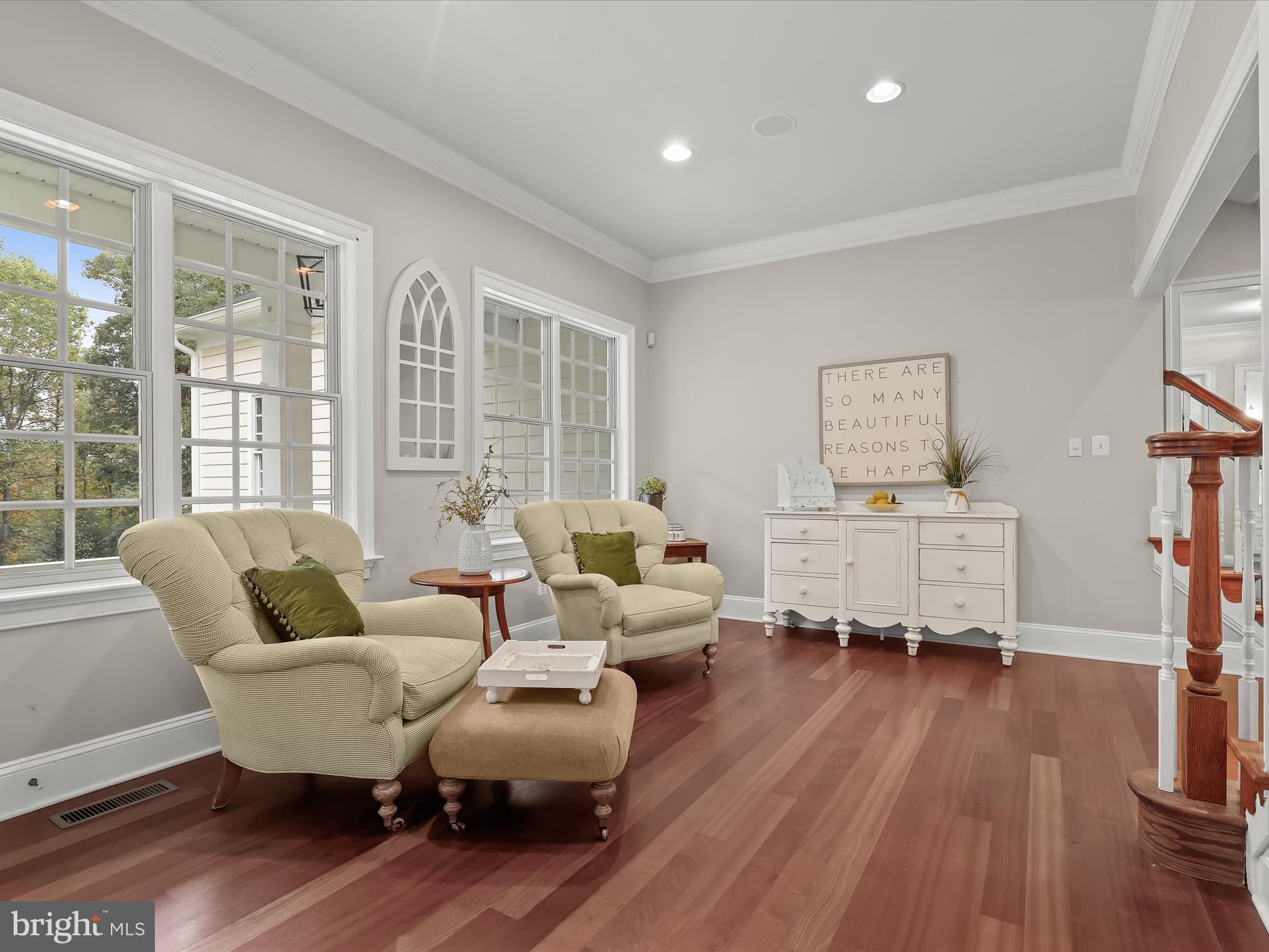 WELLINGTON - Residential