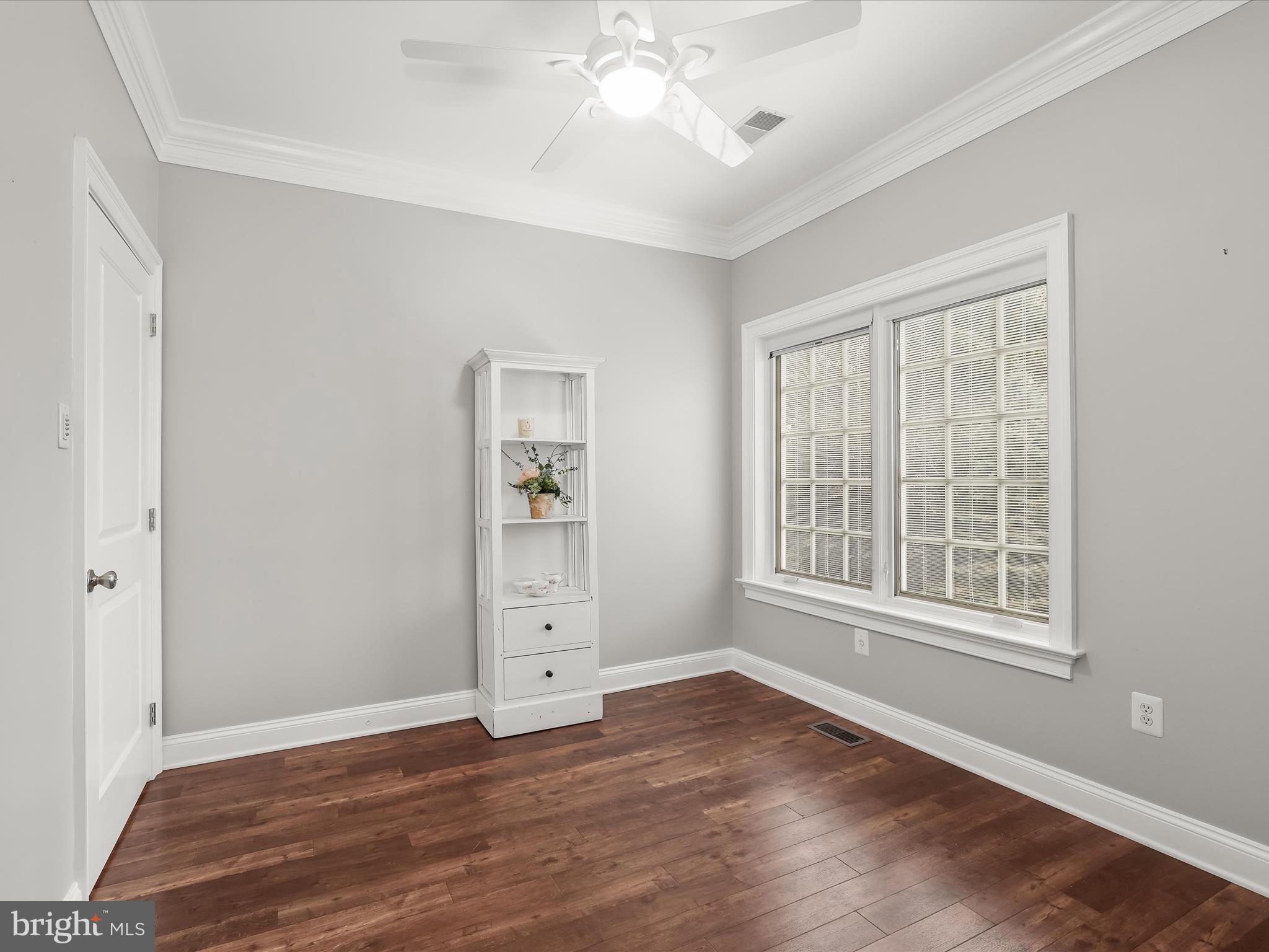 WELLINGTON - Residential