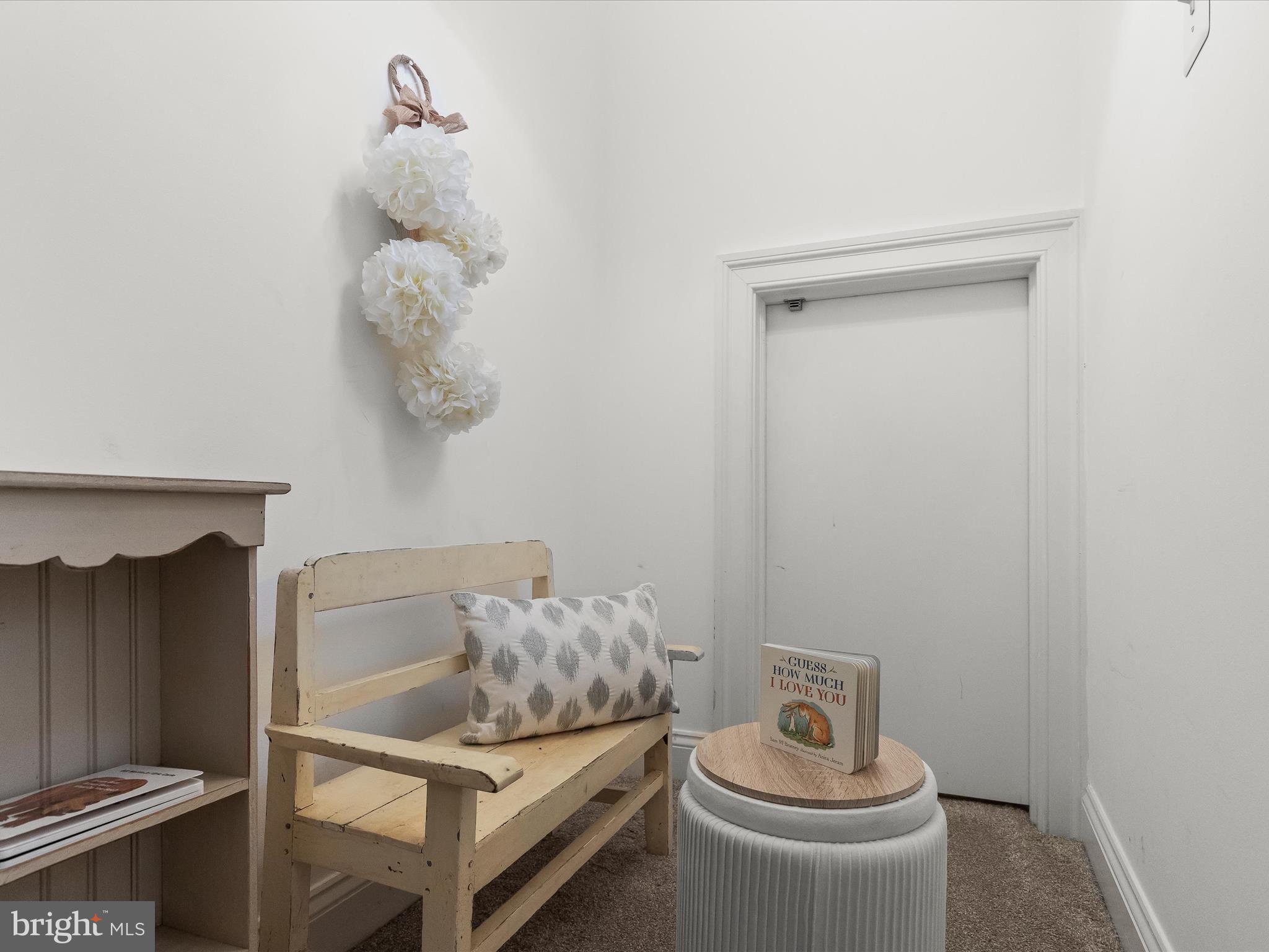 WELLINGTON - Residential