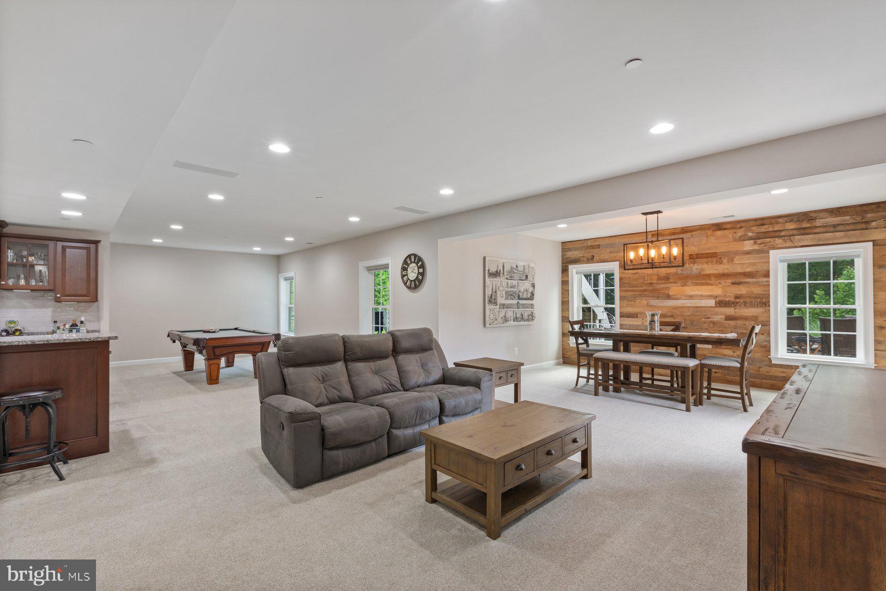 DAYS RANGE - Residential