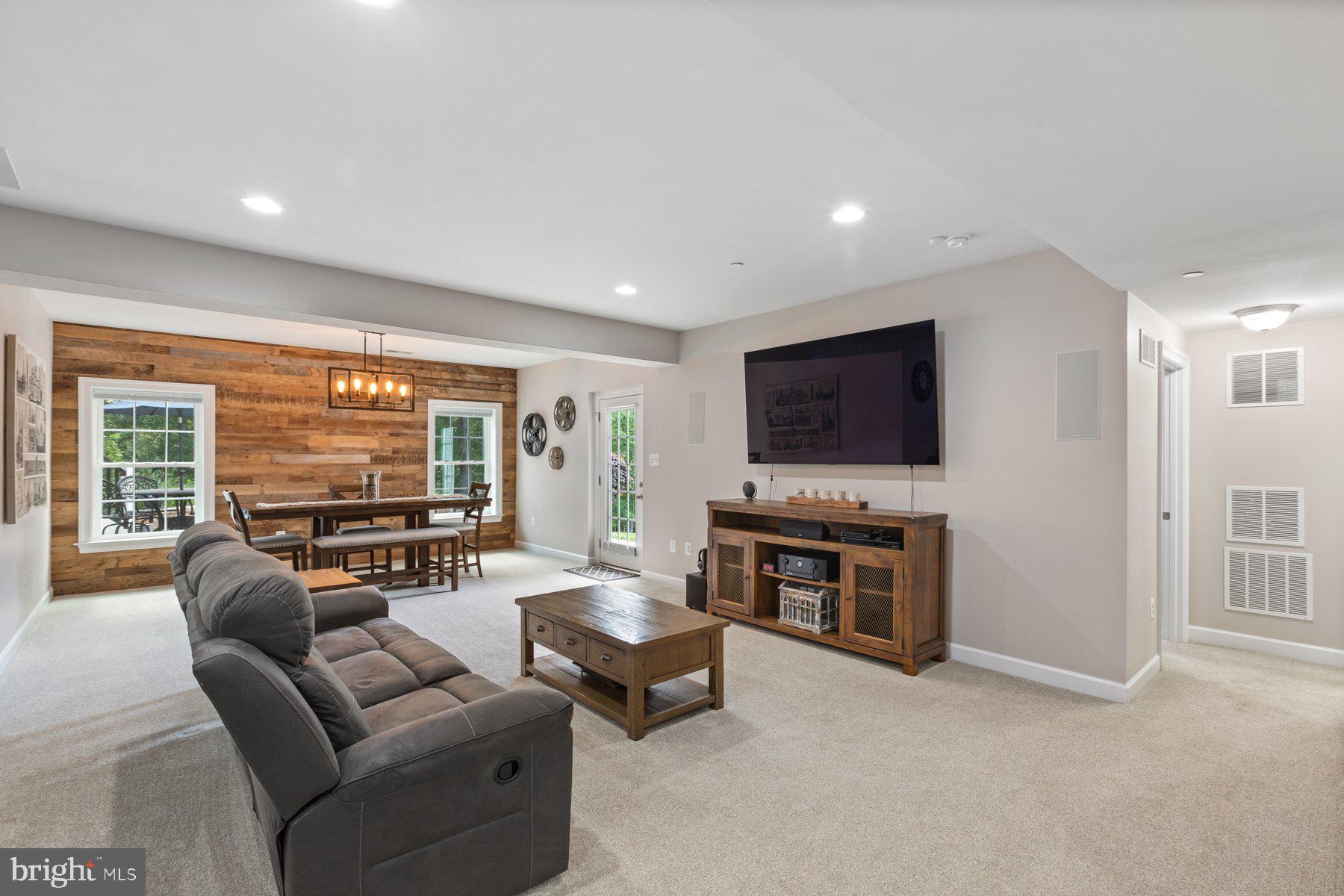 DAYS RANGE - Residential