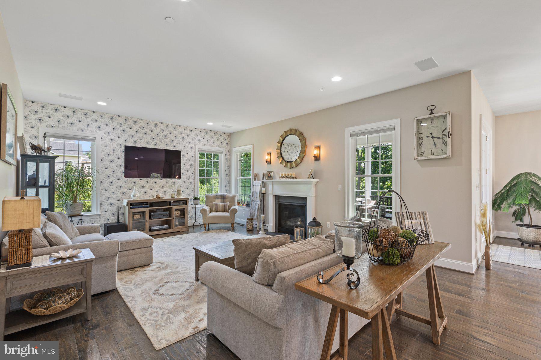 DAYS RANGE - Residential