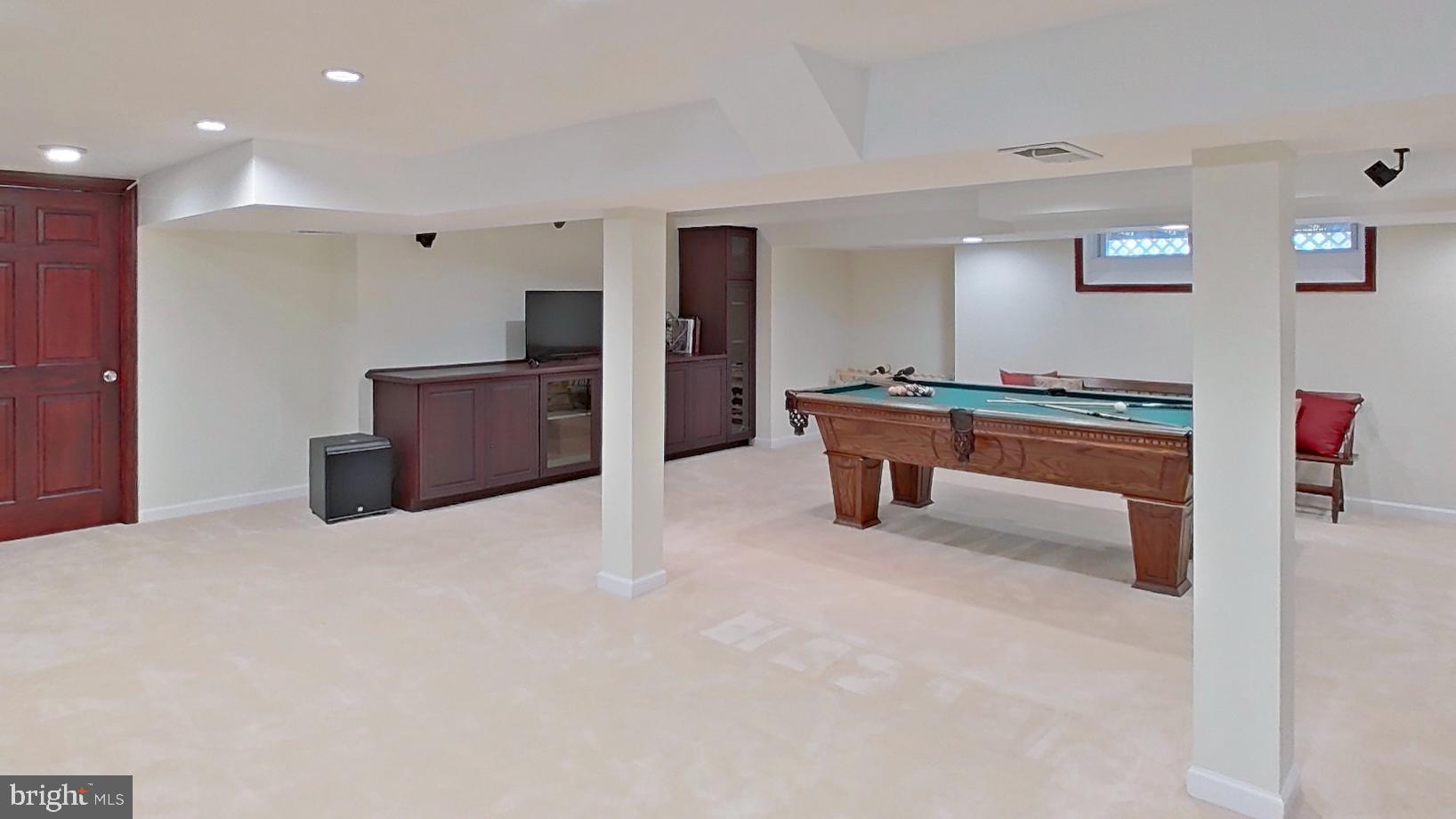 THE MEADOWS - Residential