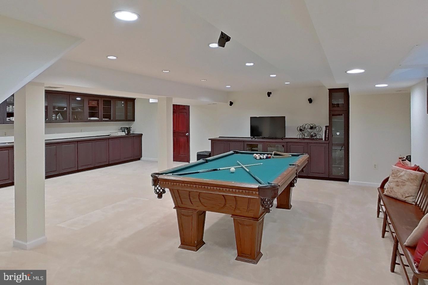 THE MEADOWS - Residential