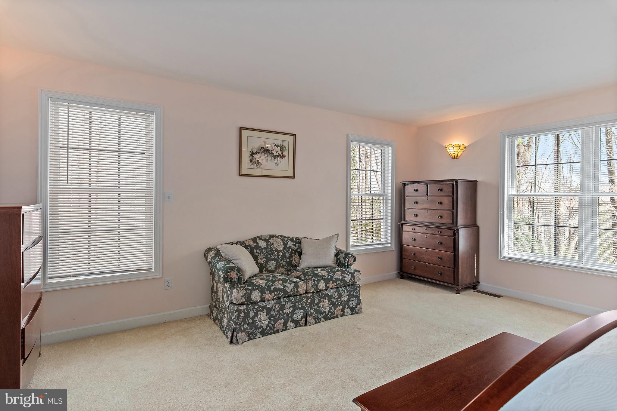 THE MEADOWS - Residential