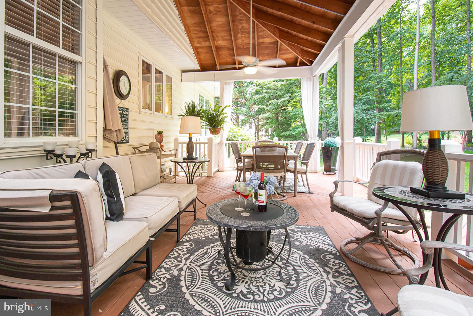 MAPLE CREEK - Residential