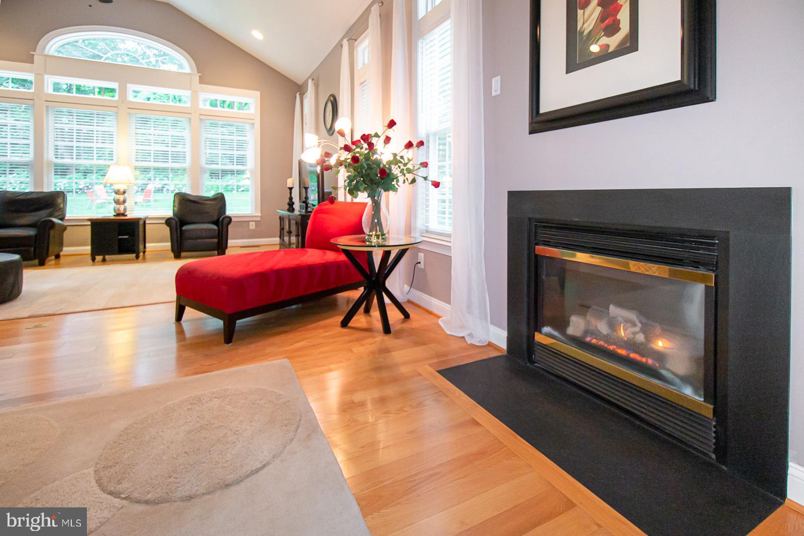 MAPLE CREEK - Residential