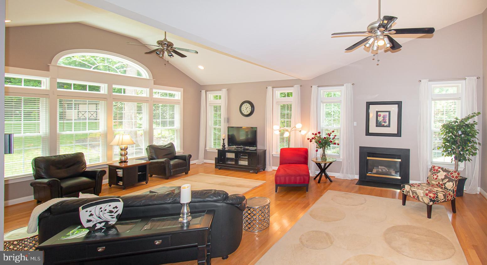 MAPLE CREEK - Residential