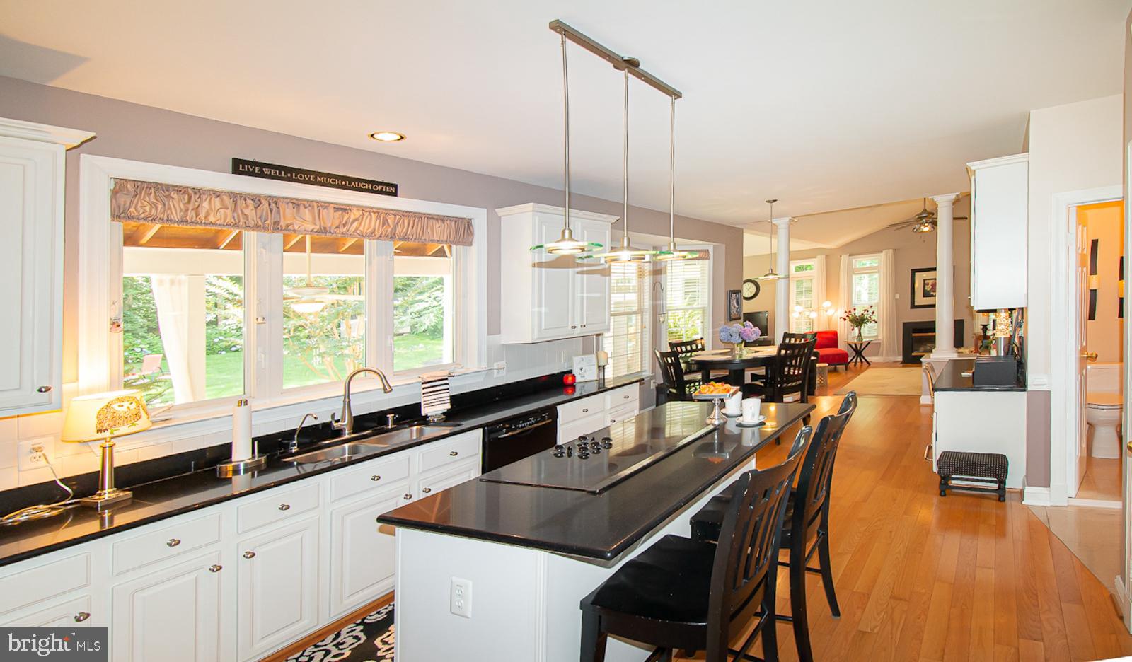 MAPLE CREEK - Residential